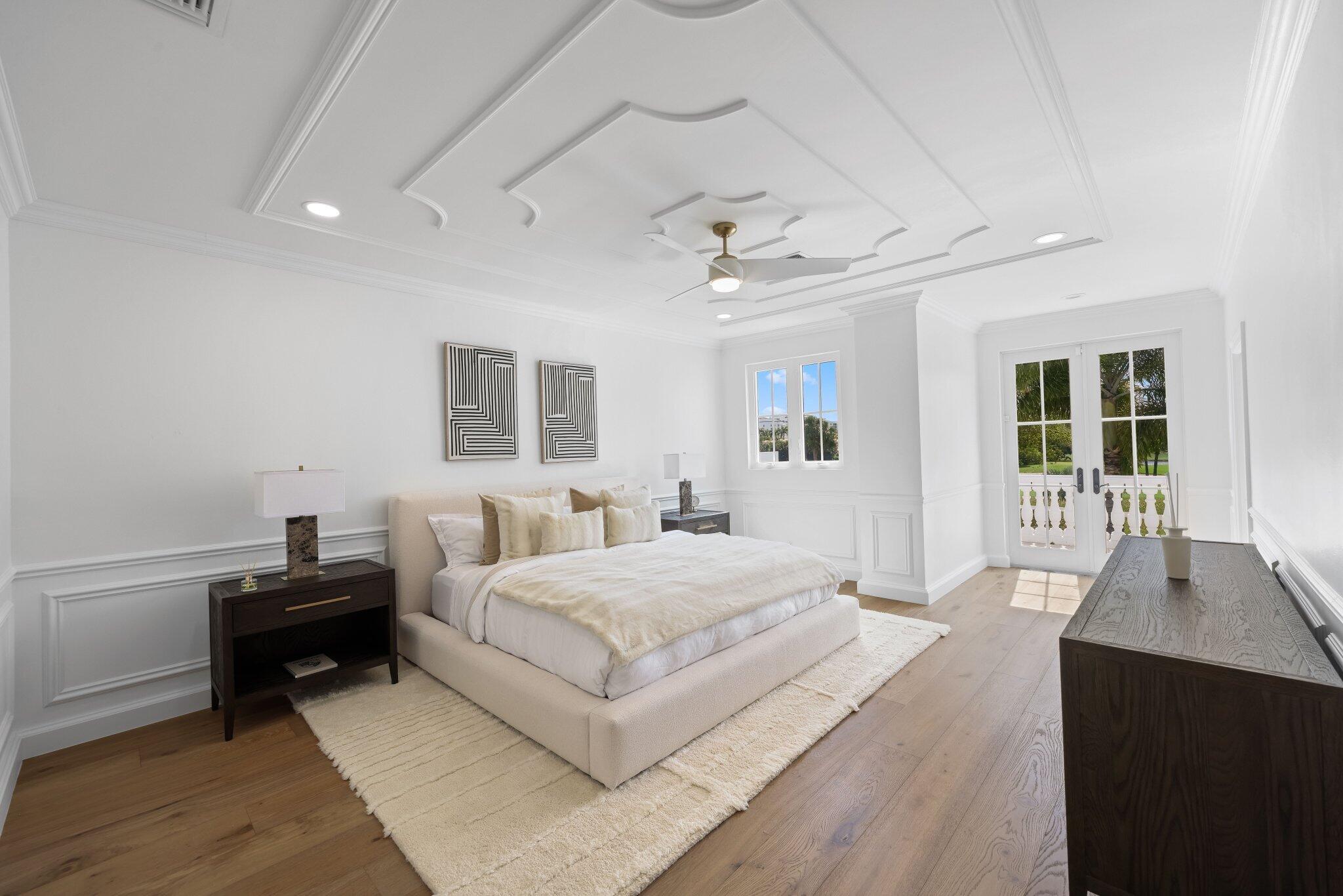 ROYAL PALM VILLAS - Residential