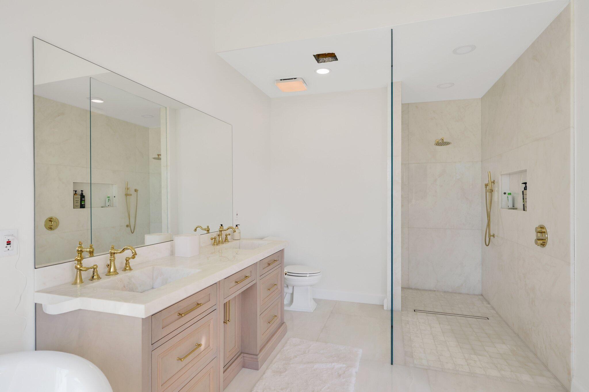 ROYAL PALM VILLAS - Residential