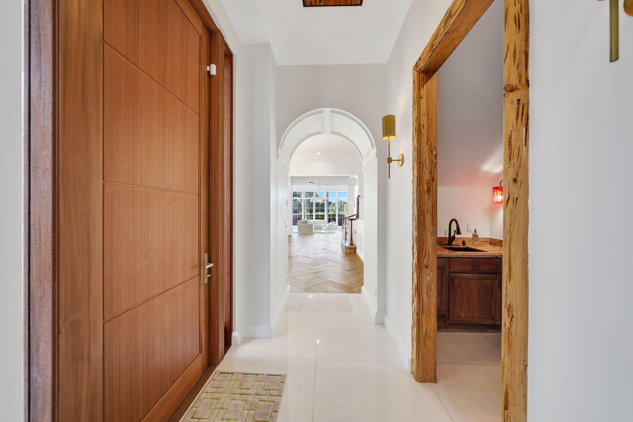 ROYAL PALM VILLAS - Residential