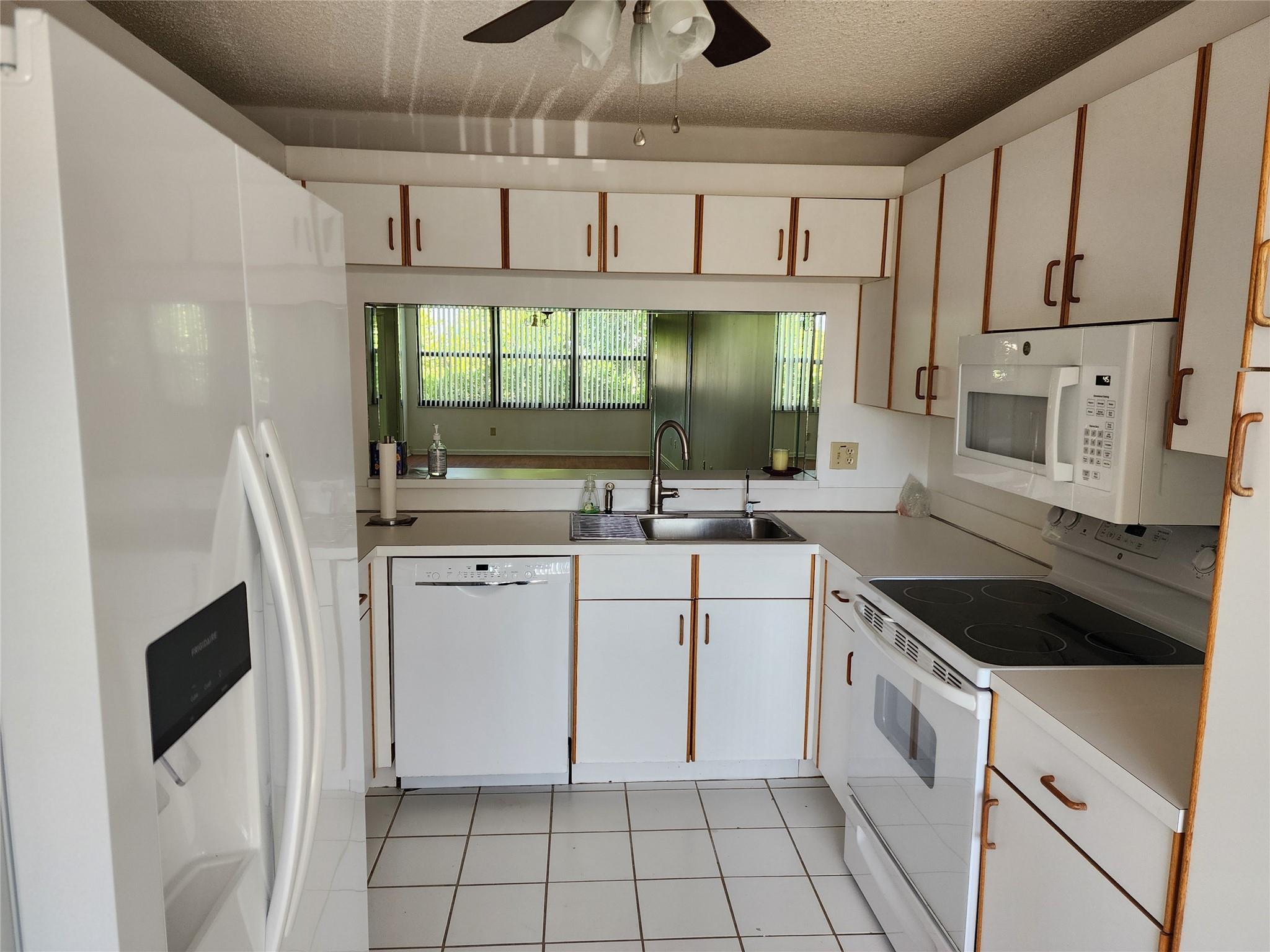 View photos, virtual tours, details... 10665 W Clairmont Cir 302