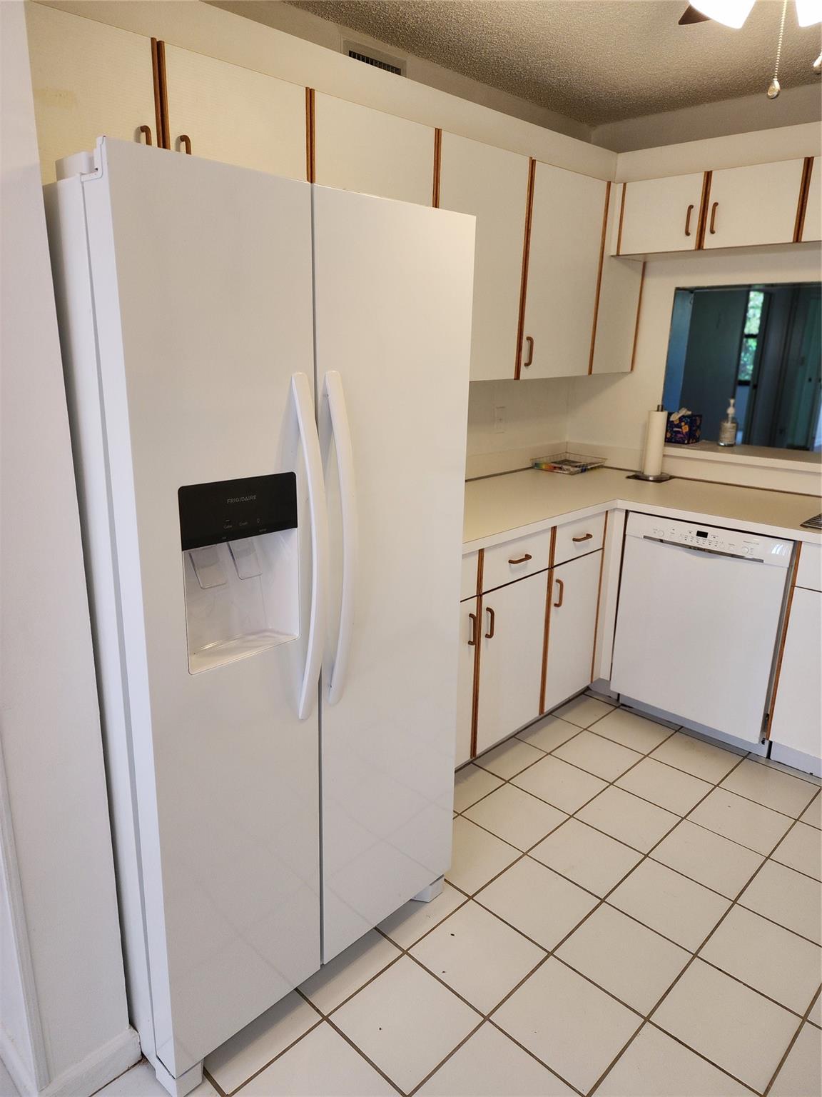 View photos, virtual tours, details... 10665 W Clairmont Cir 302
