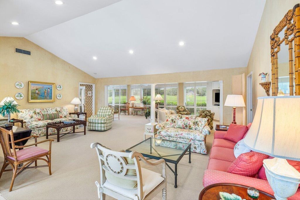 Photo of 4560 Sanderling Circle W, Boynton Beach, FL 33436 (MLS # R11132776)