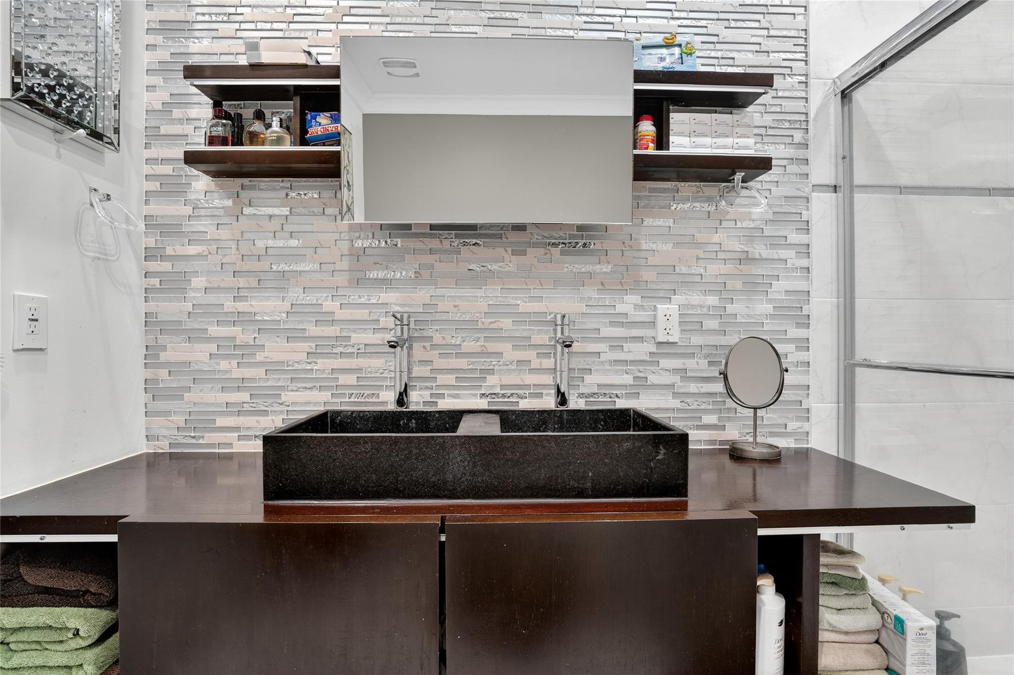 Avenue East Townhomes - Residential