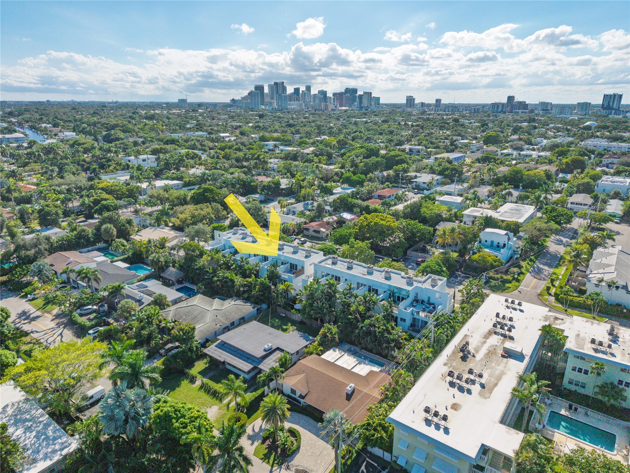 Avenue East Townhomes - Residential