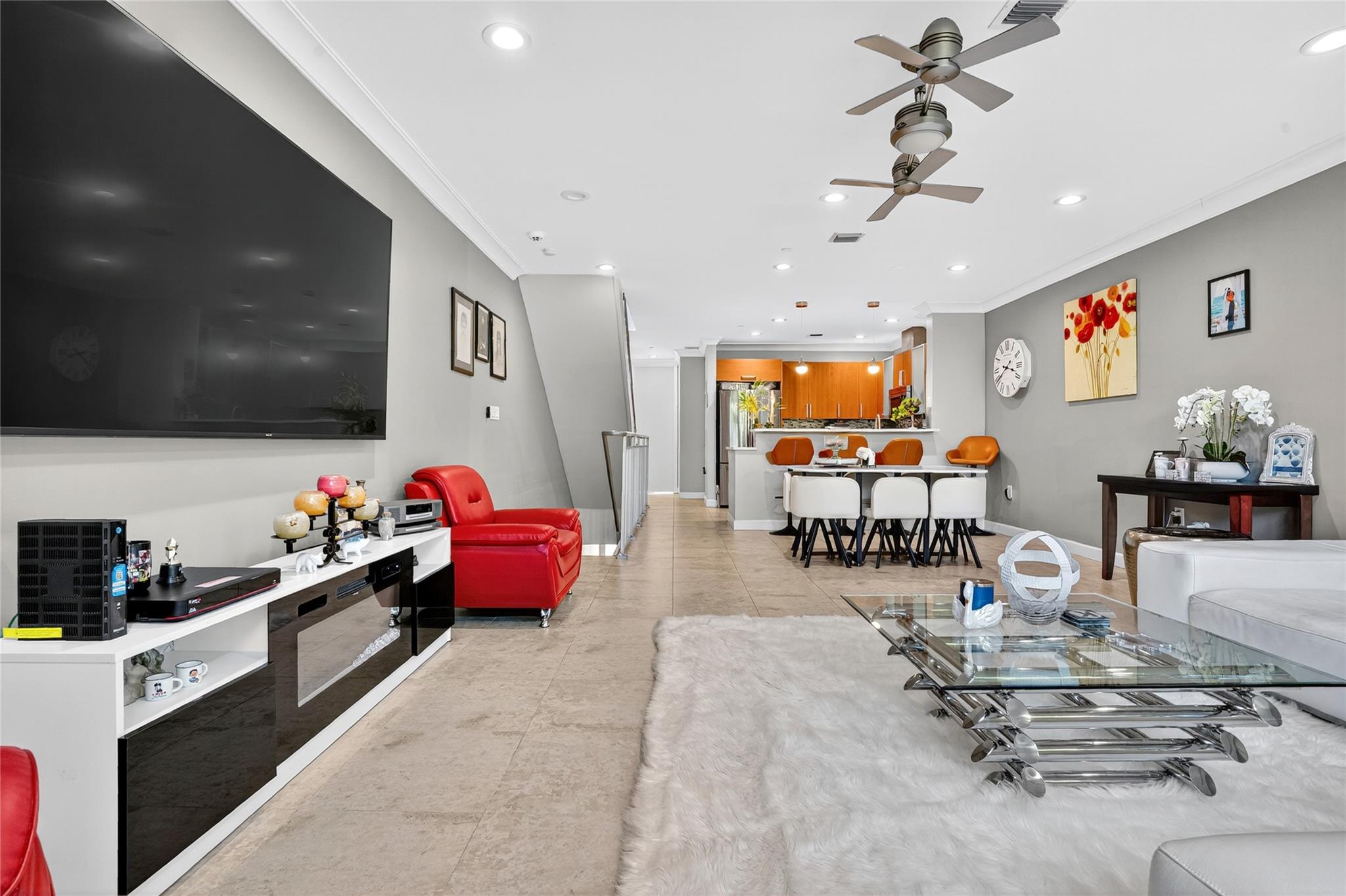 Avenue East Townhomes - Residential
