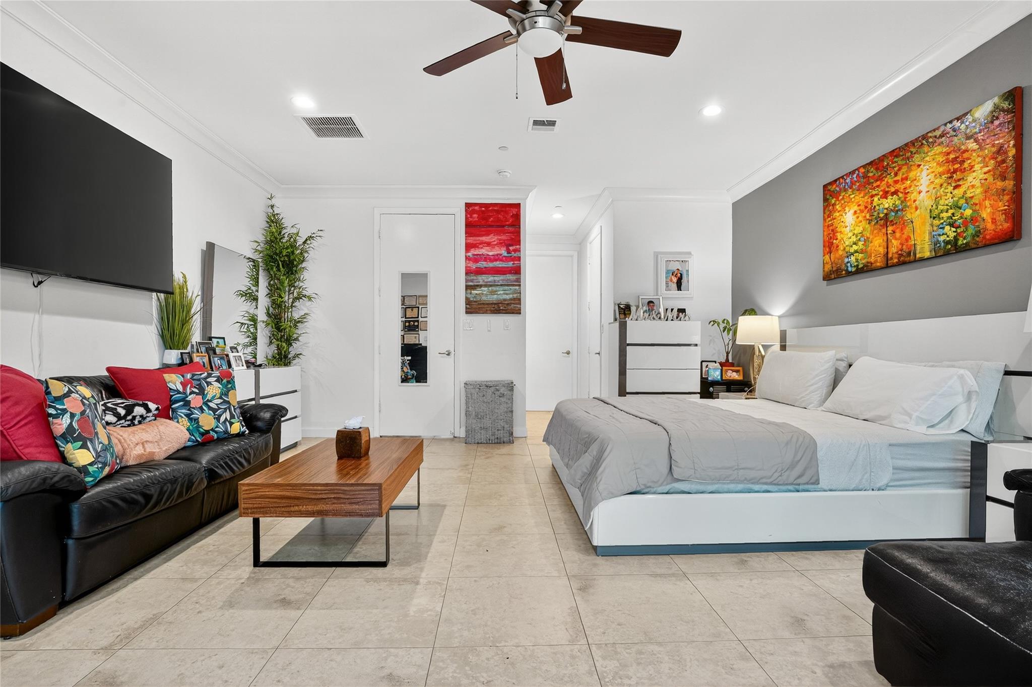 Avenue East Townhomes - Residential
