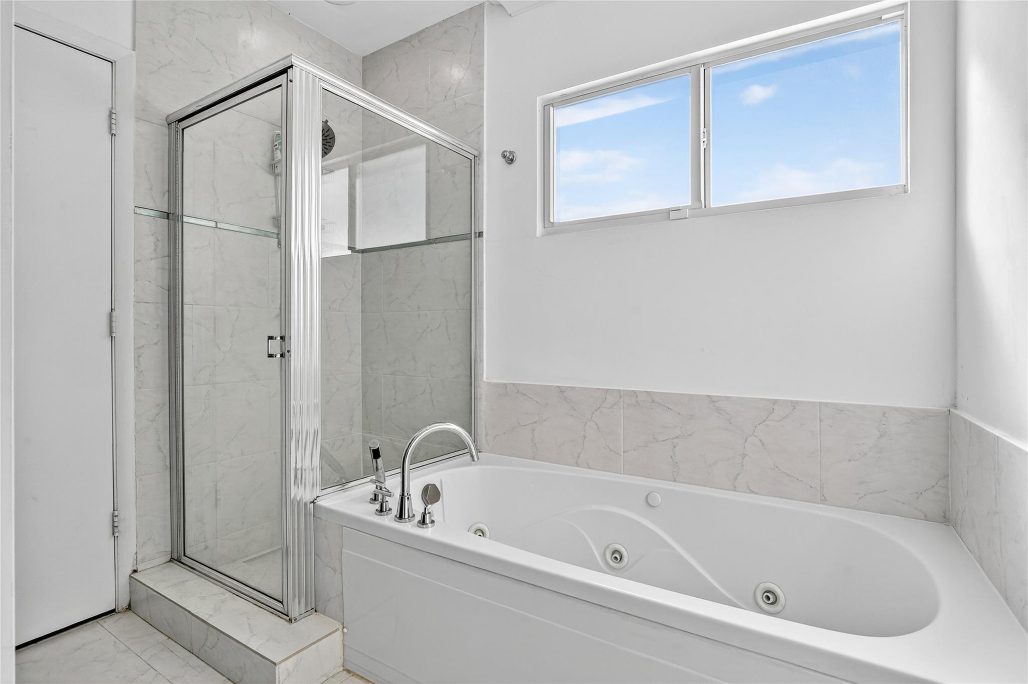 Avenue East Townhomes - Residential