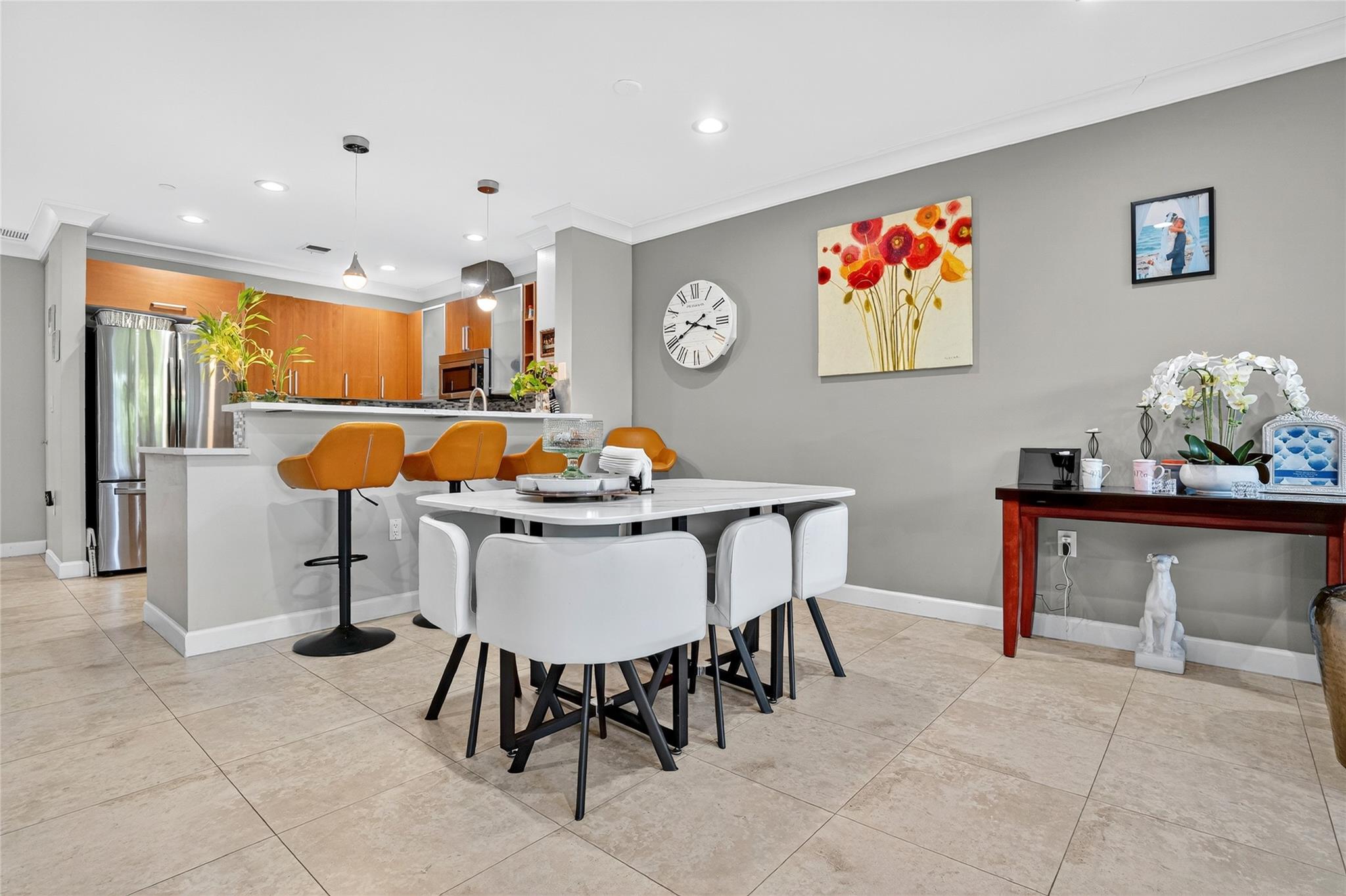 Avenue East Townhomes - Residential