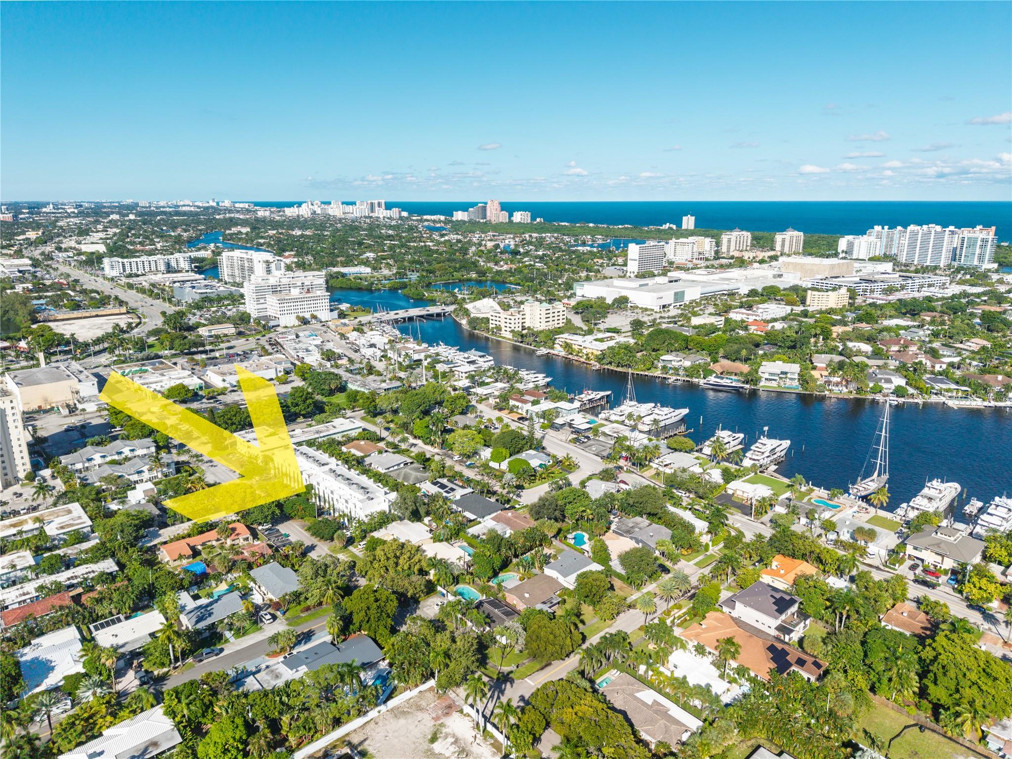 Avenue East Townhomes - Residential