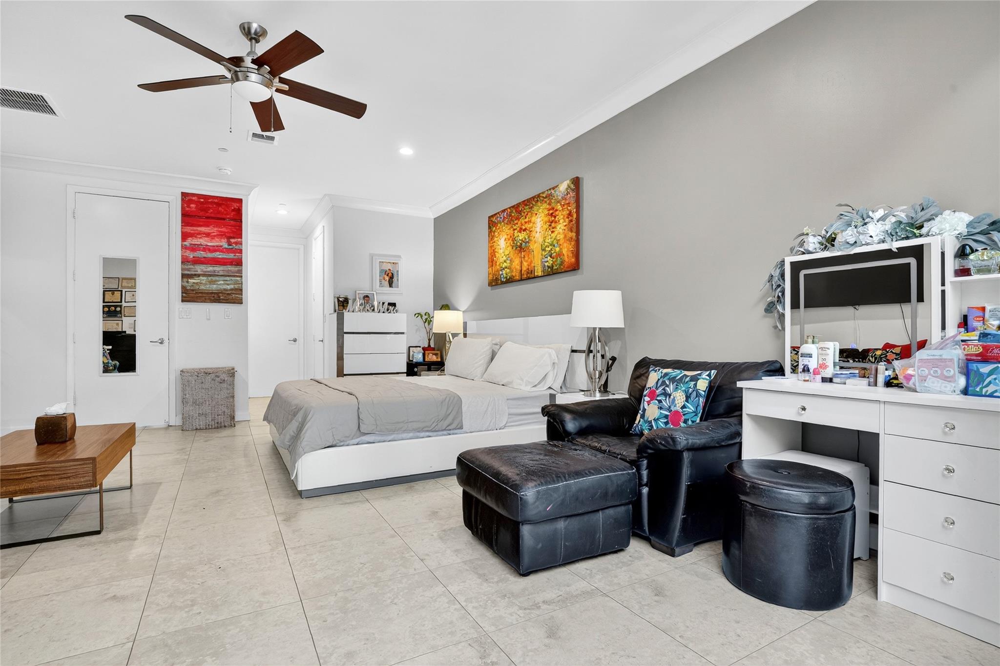 Avenue East Townhomes - Residential