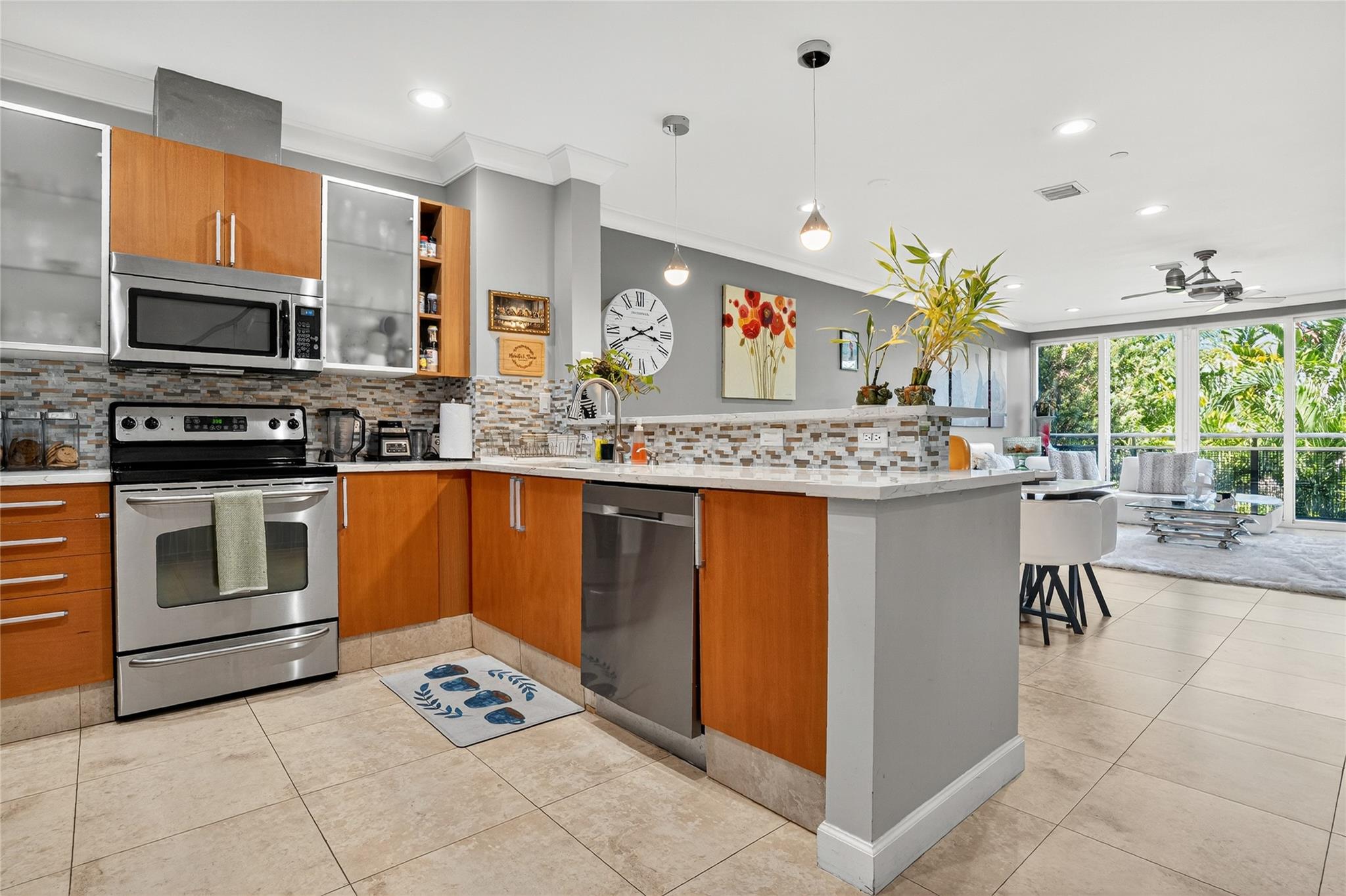 Avenue East Townhomes - Residential