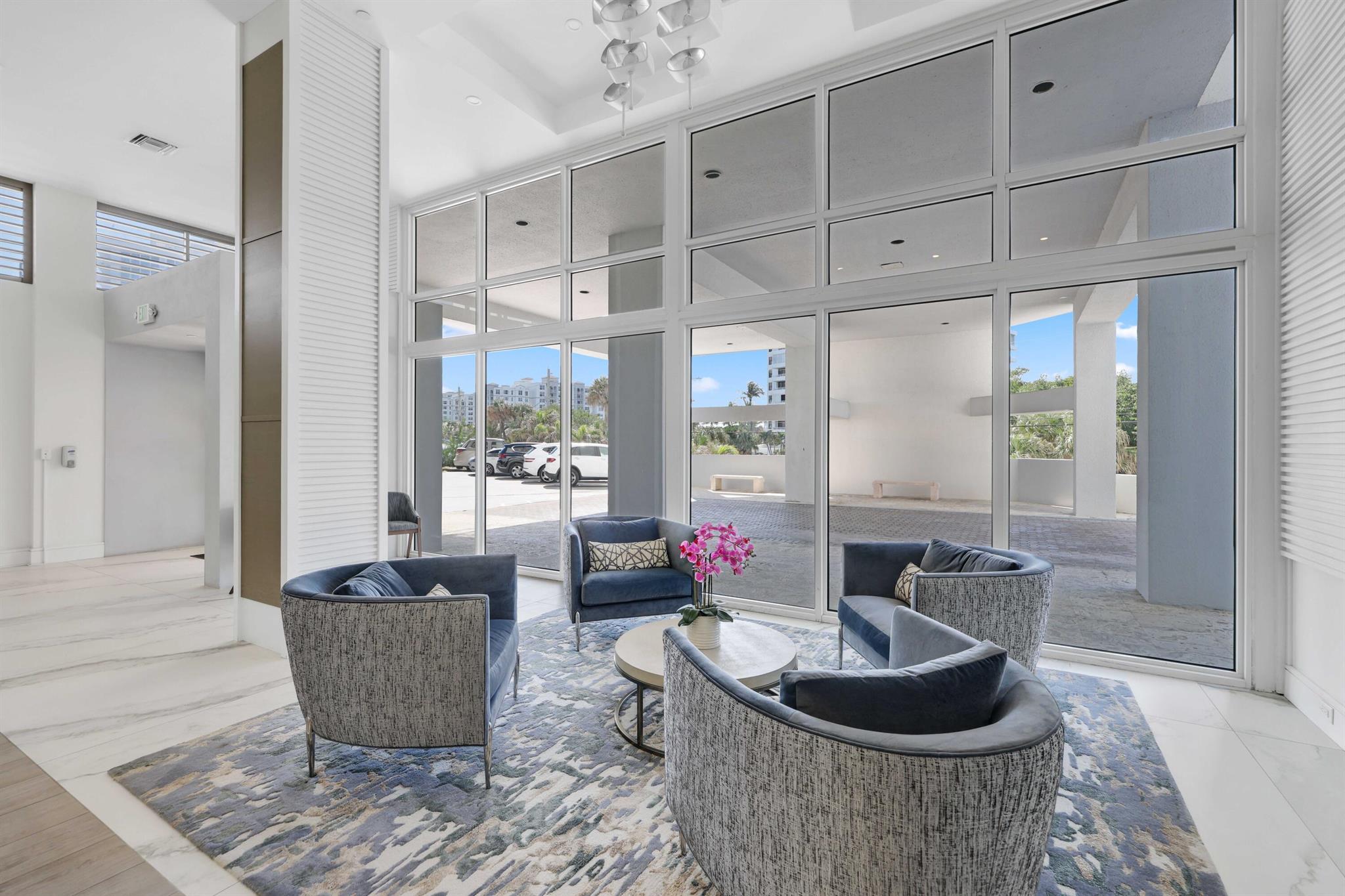 CLARENDON CONDO - Residential