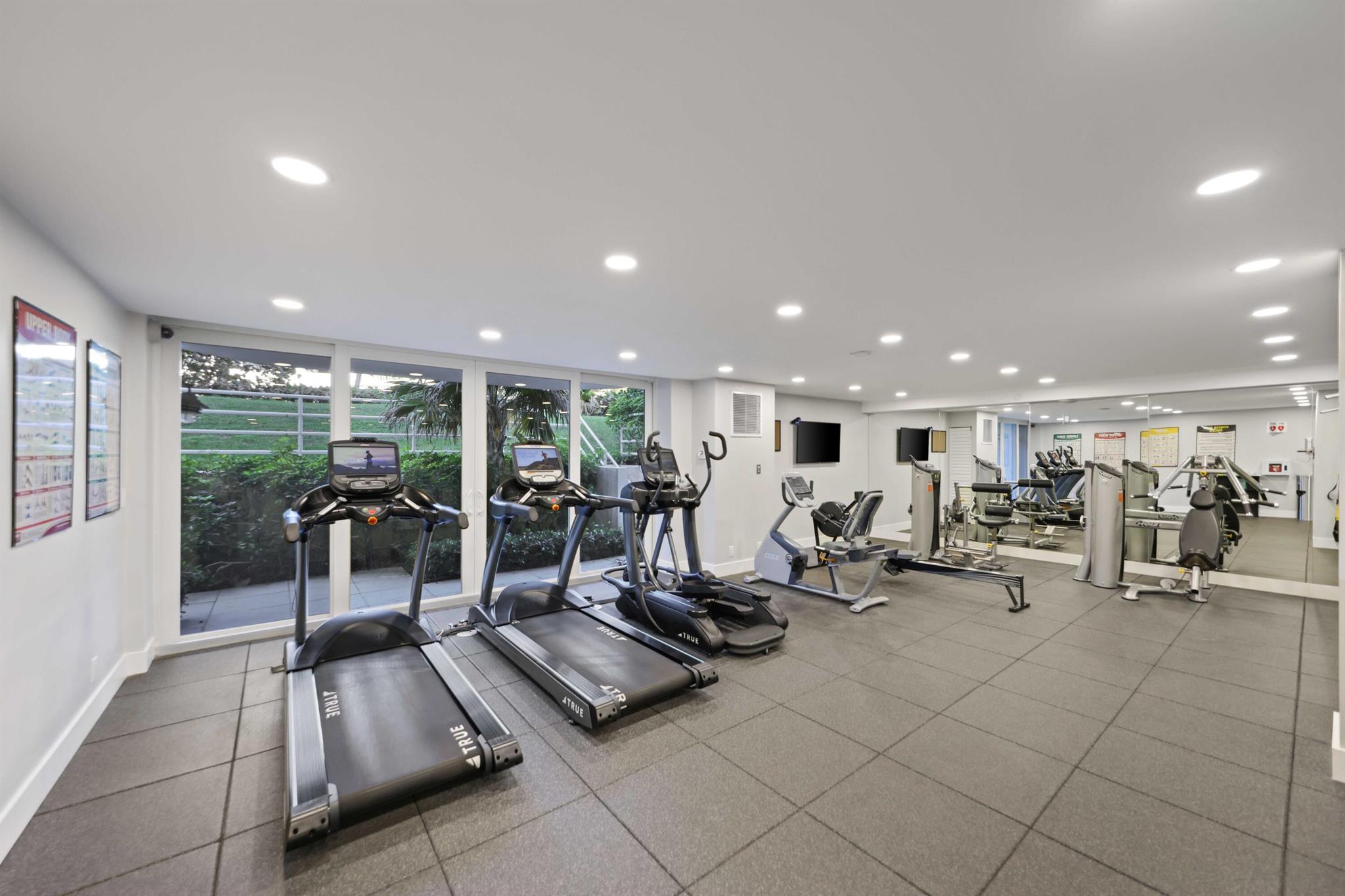 CLARENDON CONDO - Residential