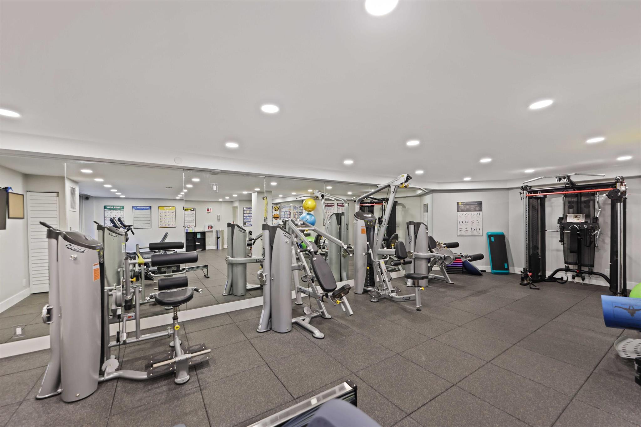 CLARENDON CONDO - Residential