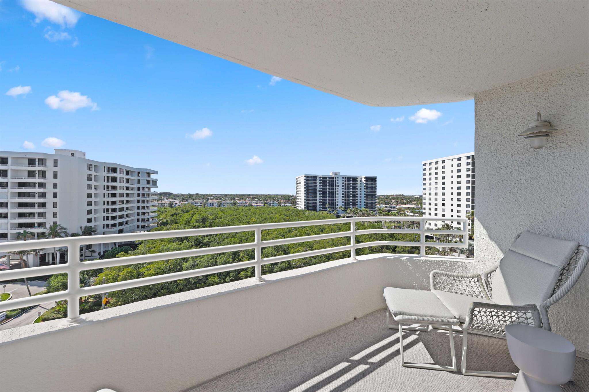 CLARENDON CONDO - Residential