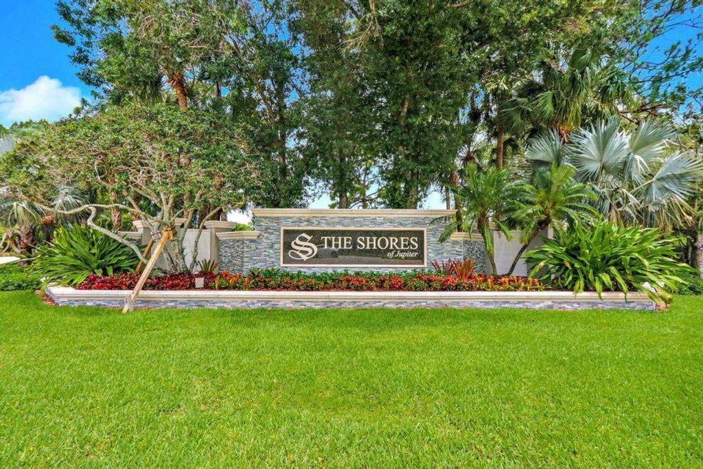 Photo of 6530 Pineloch Court, Jupiter, FL 33458 (MLS # R10719853)