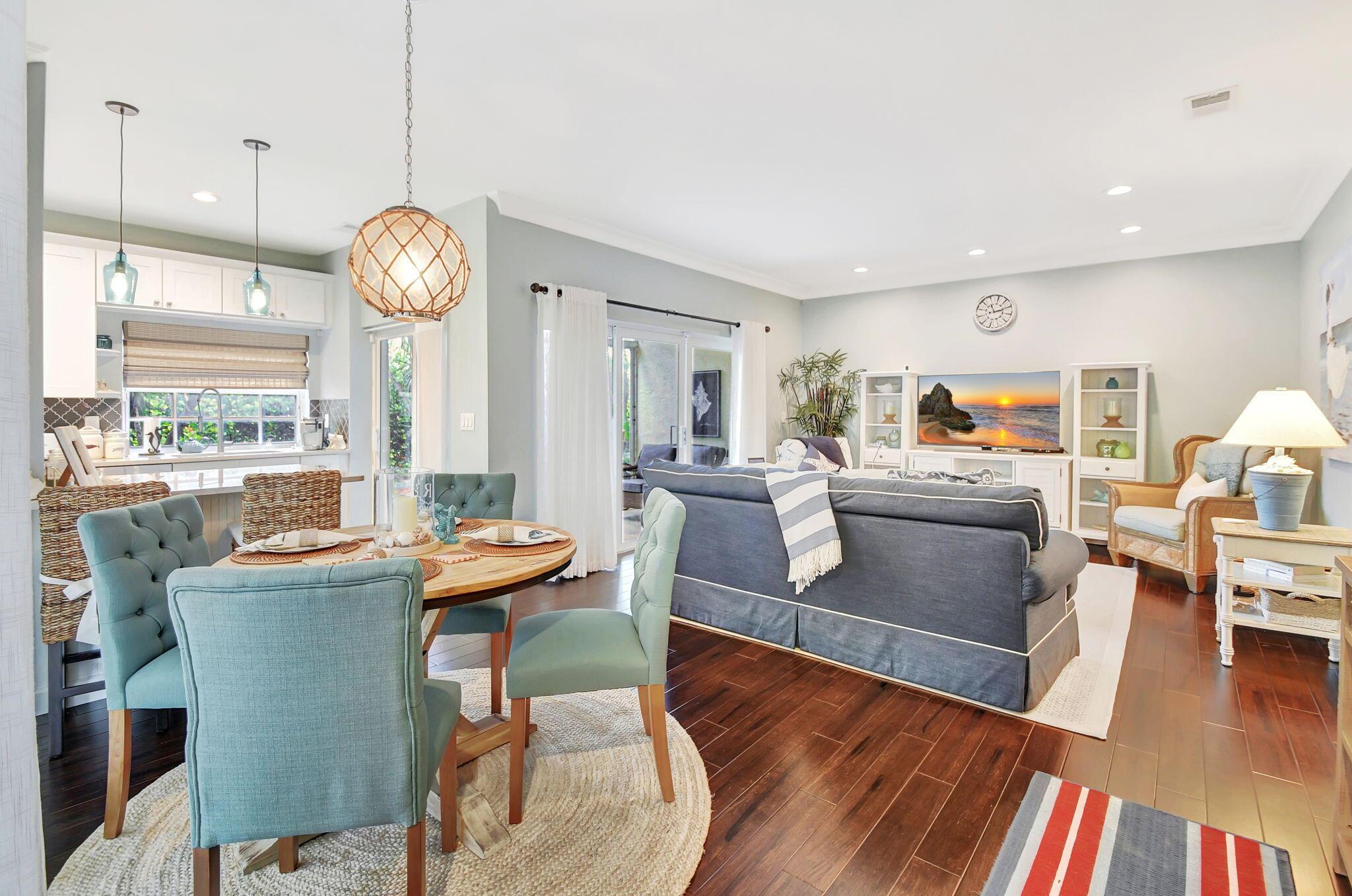 PLUM AT BOCA POINTE - Residential