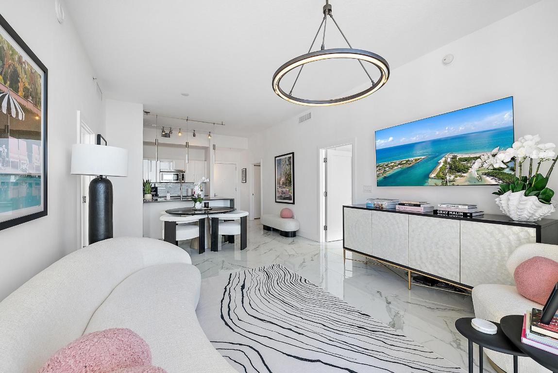 CITYPLACE SOUTH TOWER CONDO - Residential Lease