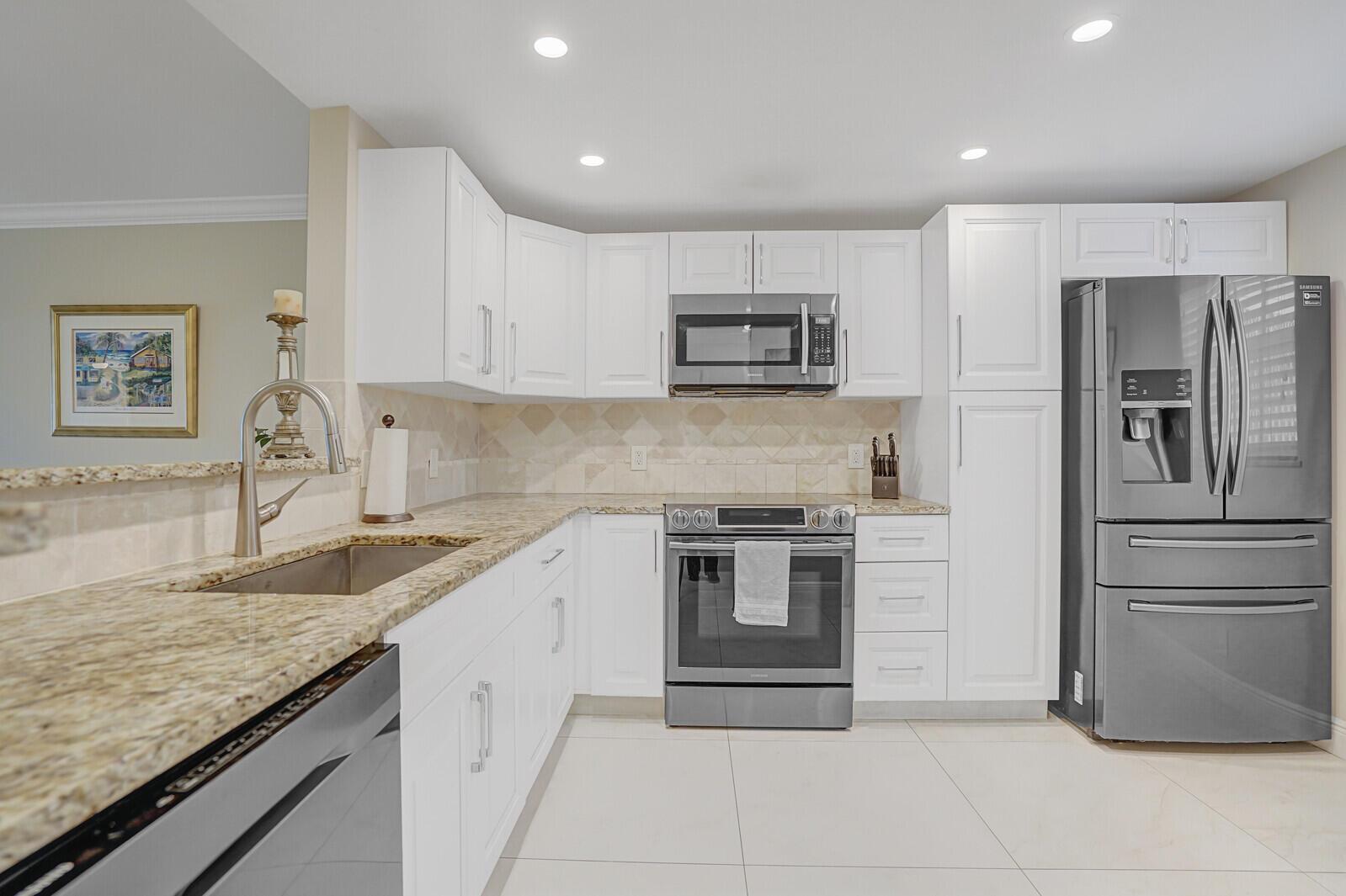 ATLANTIS SHERBROOKE VILLA - Residential Lease