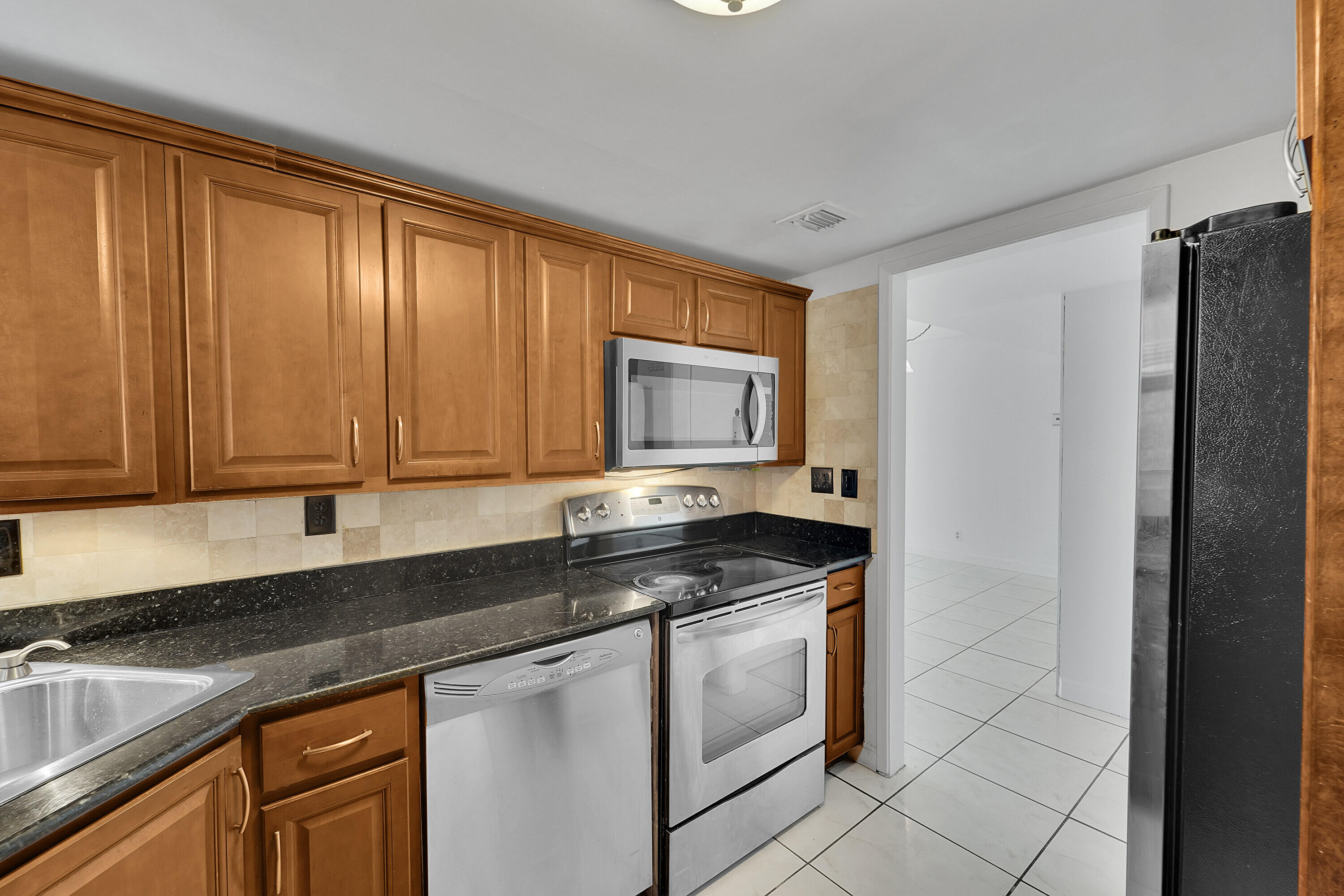 ISLAND CLUB TWO CONDO - Residential