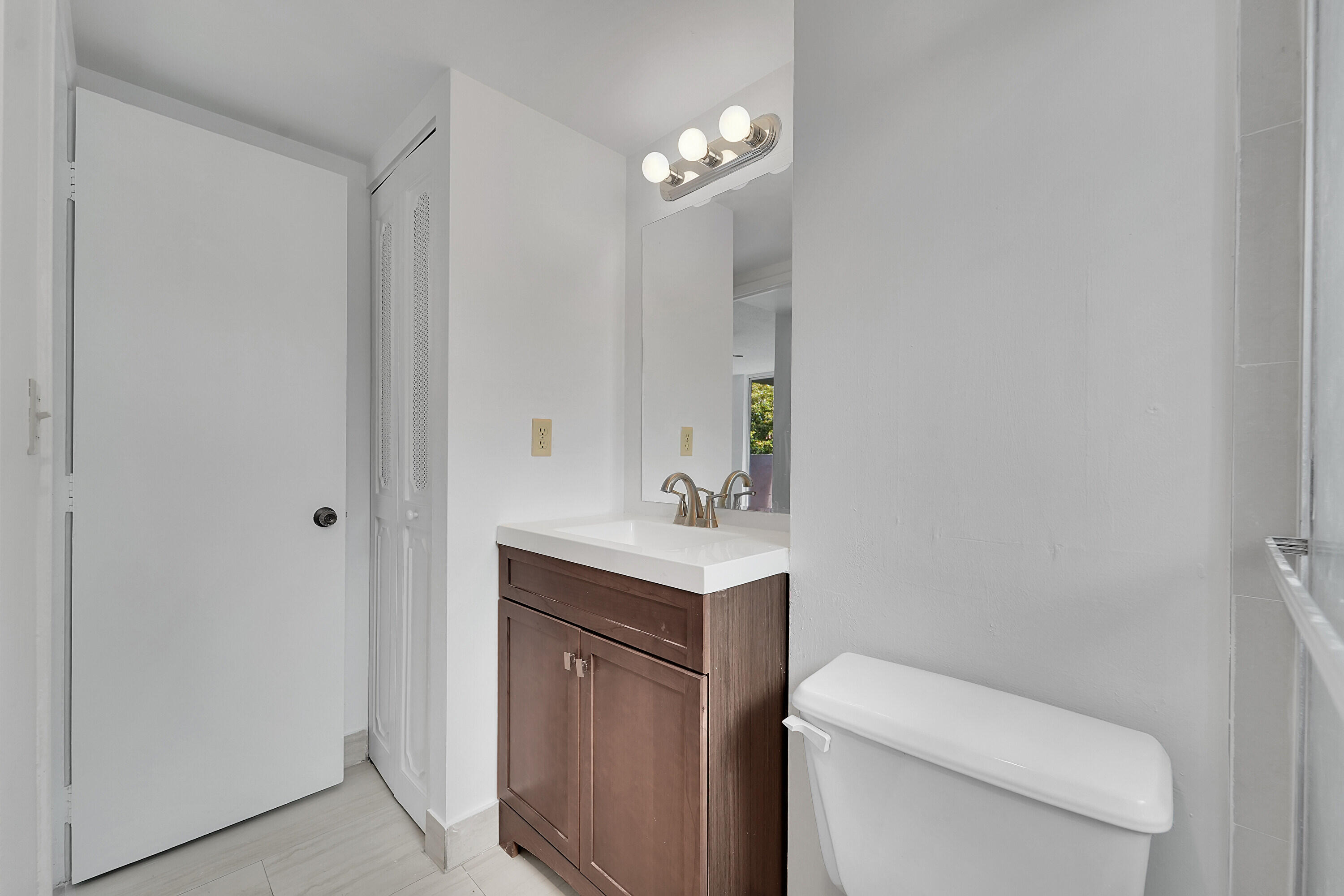 ISLAND CLUB TWO CONDO - Residential