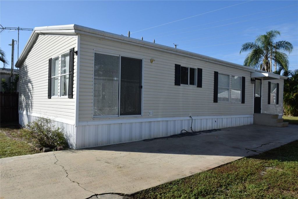 Photo of 22971 Tradewind Road, Boca Raton, FL 33428 (MLS # F10539675)