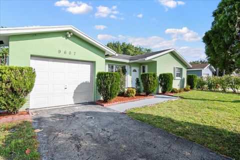 9607 Park Row Boca Raton FL 33428