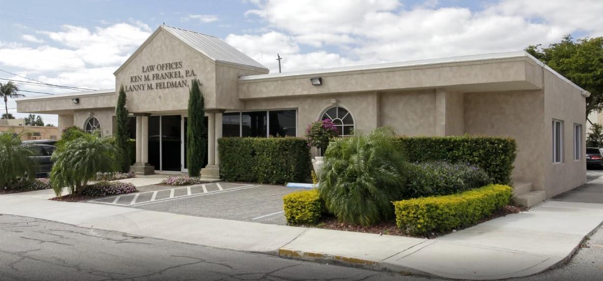 Professional Office Building for sale. Great owner-user opportunity. 2892 Sqft of leasable space, with a total lot size of 6,000 sqft.
Includes 10 parking spaces, with additional parking adjacent to the property. Easy access to I-95 & US-1. High Traffic location near the major Pompano Beach thoroughfares of Atlantic Blvd & Dixie Highway. This is a great location for a professional office, CPA, Attorneys, Insurance and Family Business.
The building is a single floor structure that has a lobby that leads to a large open work area, including two storage rooms & four offices. Two large offices; one office containing a private bathroom. This includes a breakroom, three bathrooms and a large conference room. Recently, a full roof recoating & resurfacing treatment has been done.