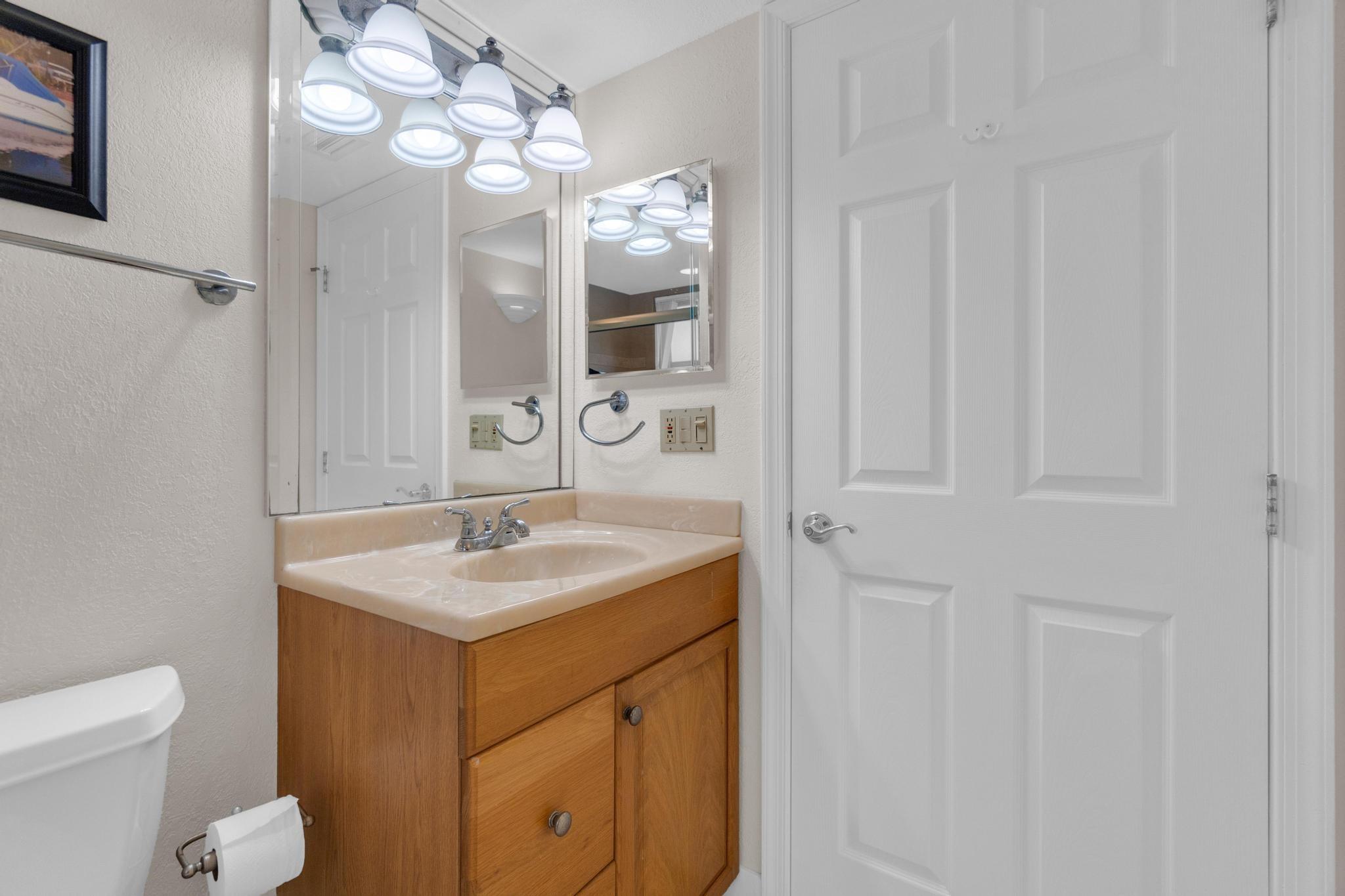 Palm Lakes - Residential