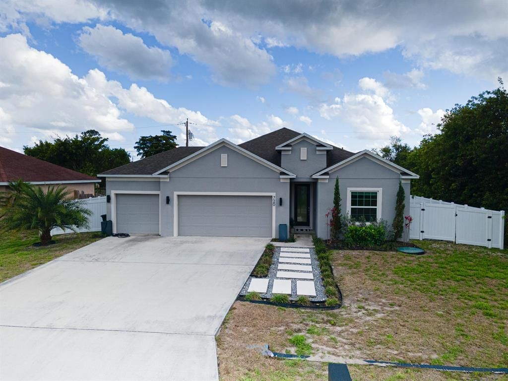 Photo of 720 SW Hoffenberg Avenue, Port St Lucie, FL 34953 (MLS # R10883651)