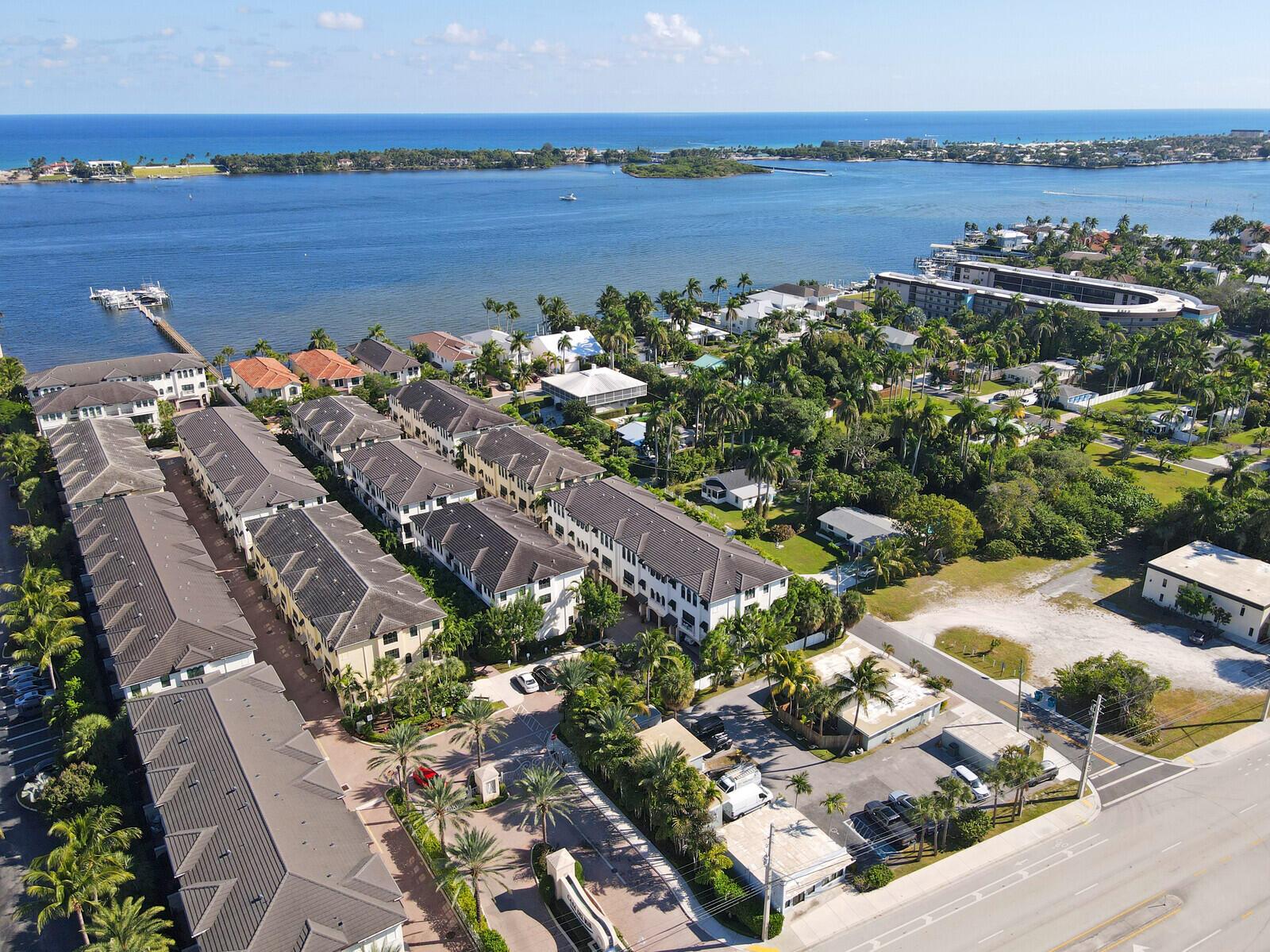 CASA DEL MAR - Residential