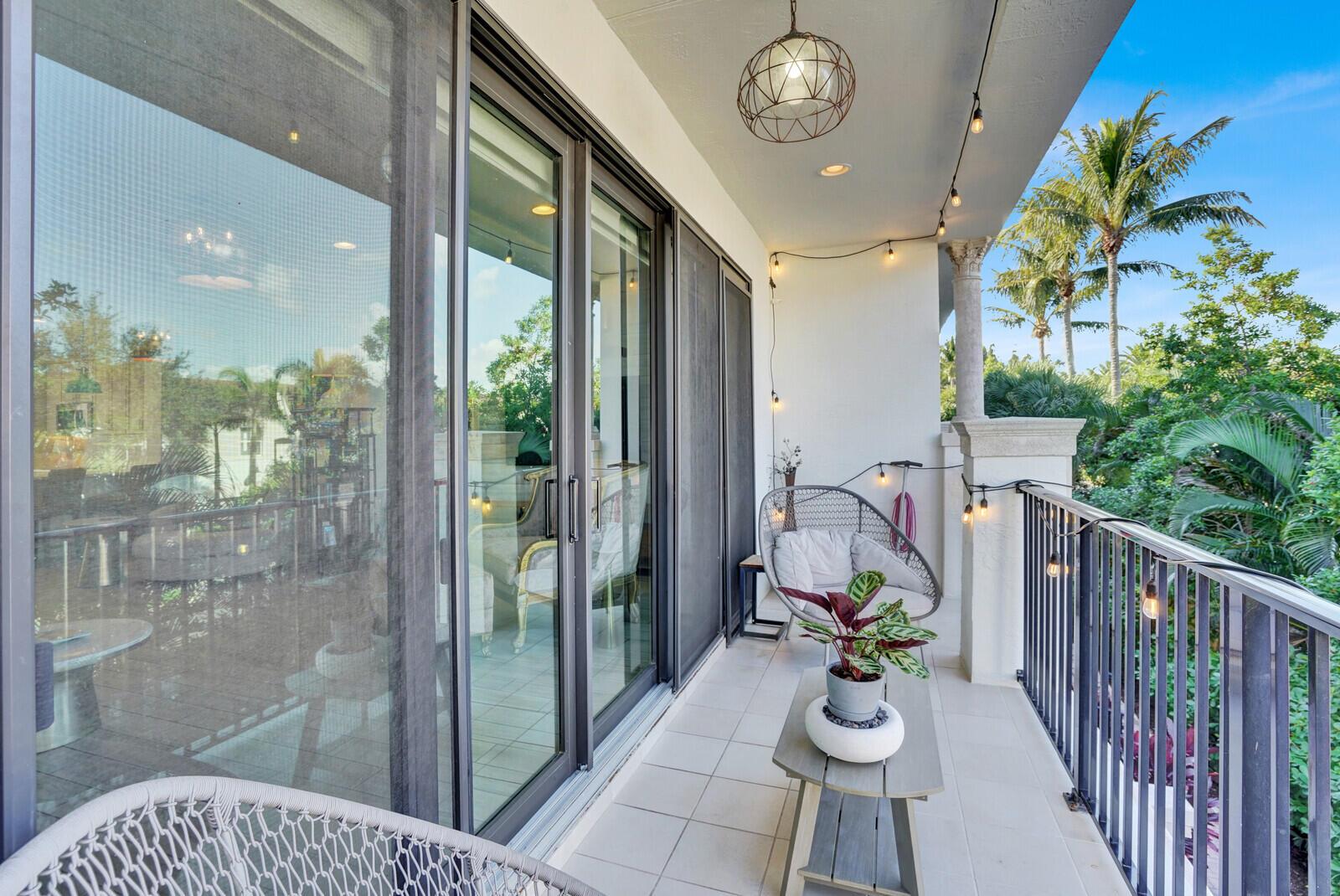 CASA DEL MAR - Residential