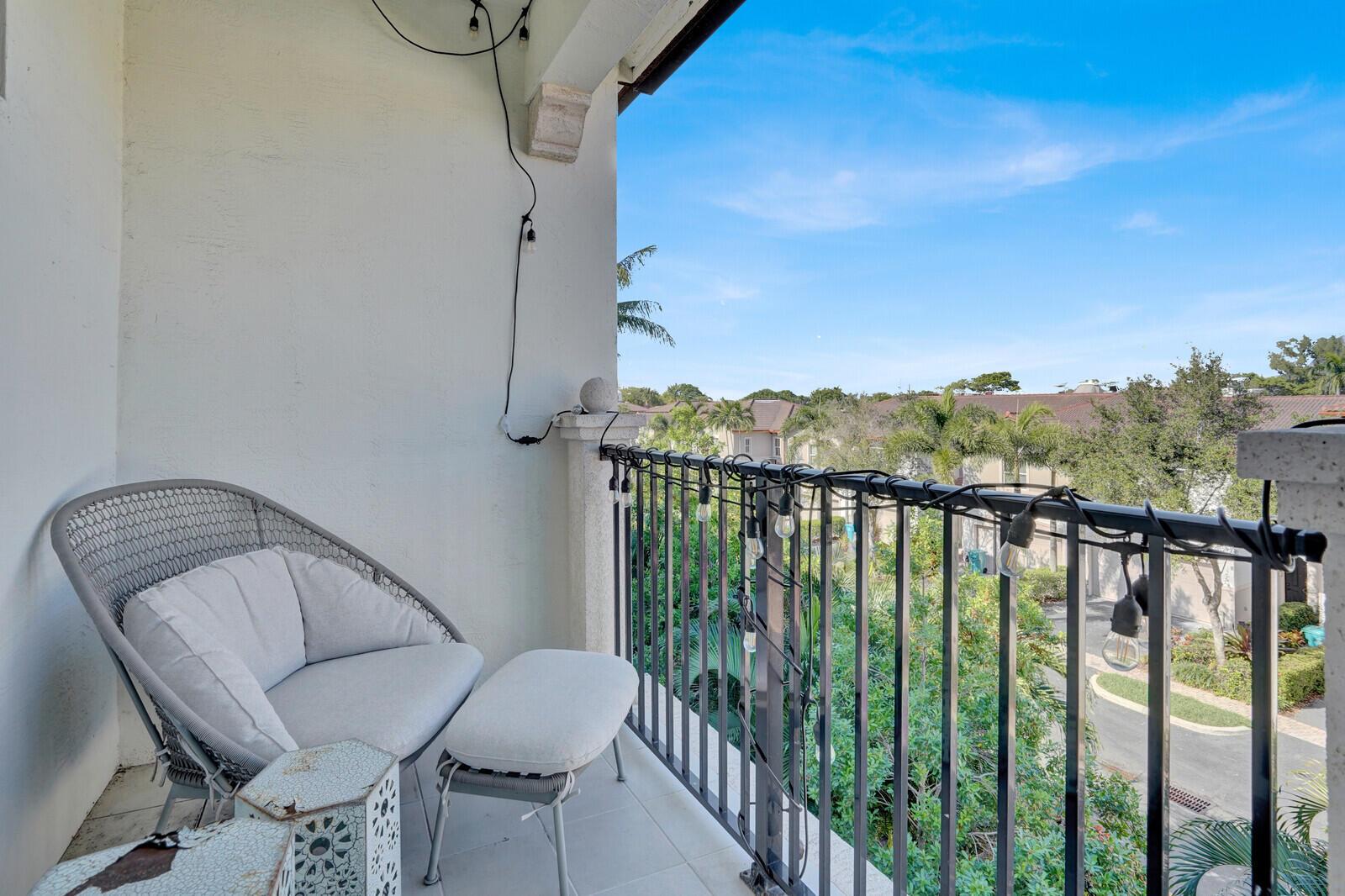 CASA DEL MAR - Residential