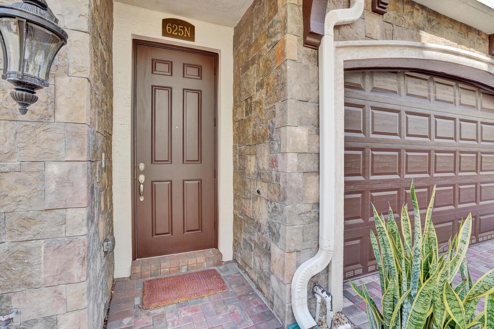 CASA DEL MAR - Residential