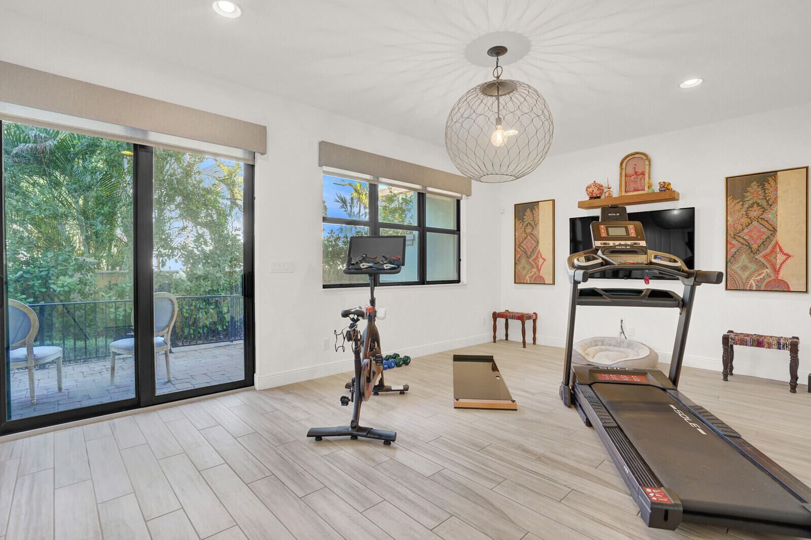 CASA DEL MAR - Residential