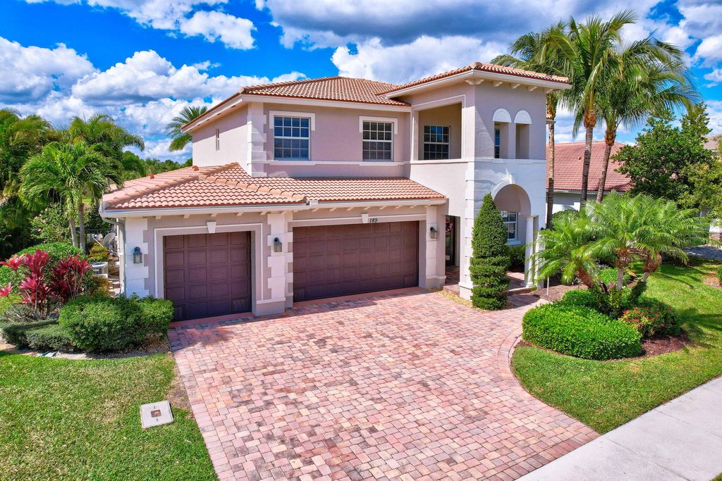 Photo of 189 Umbrella Place, Jupiter, FL 33458 (MLS # R11067106)