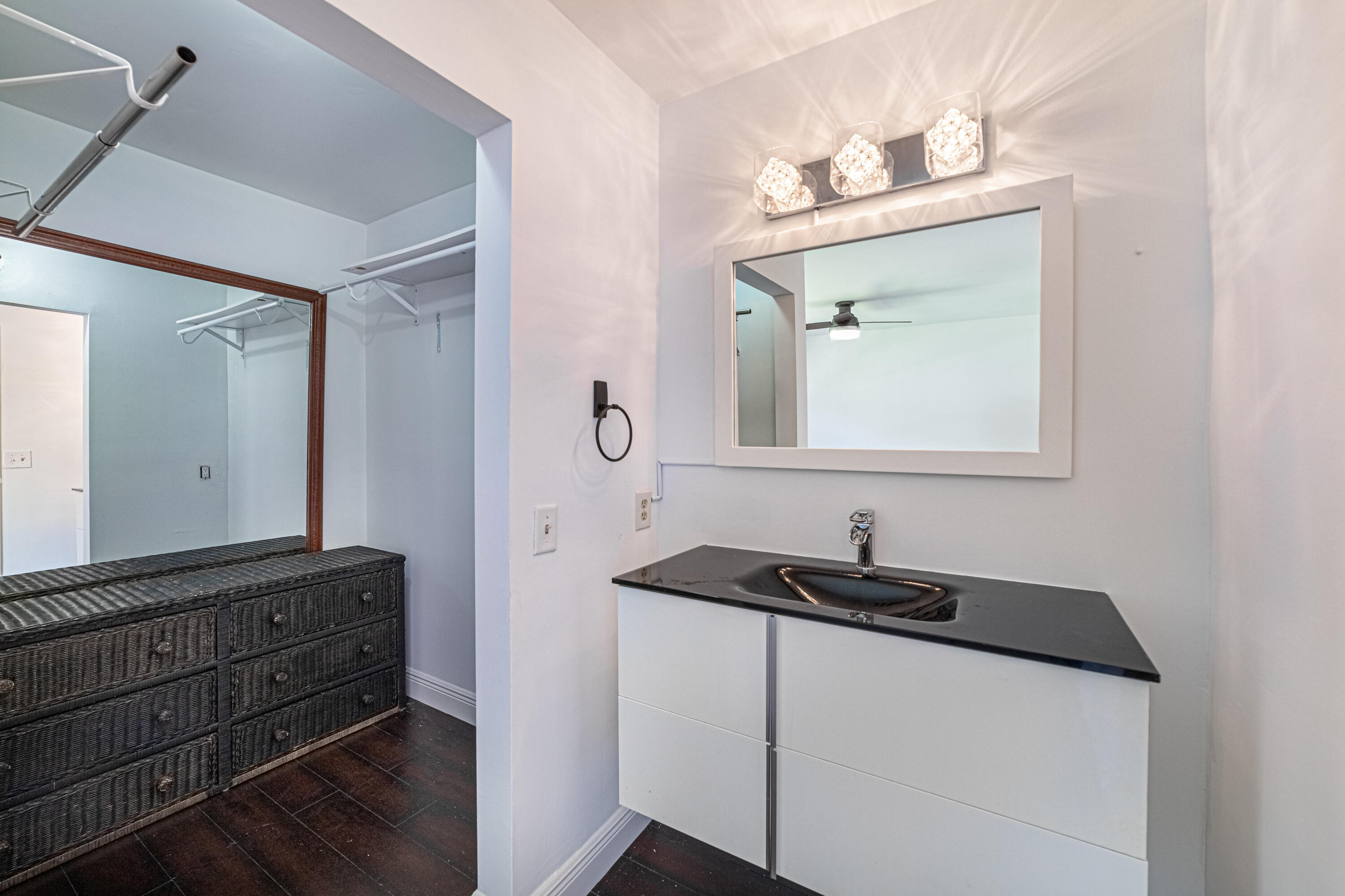 BOCA WALK - Residential Lease