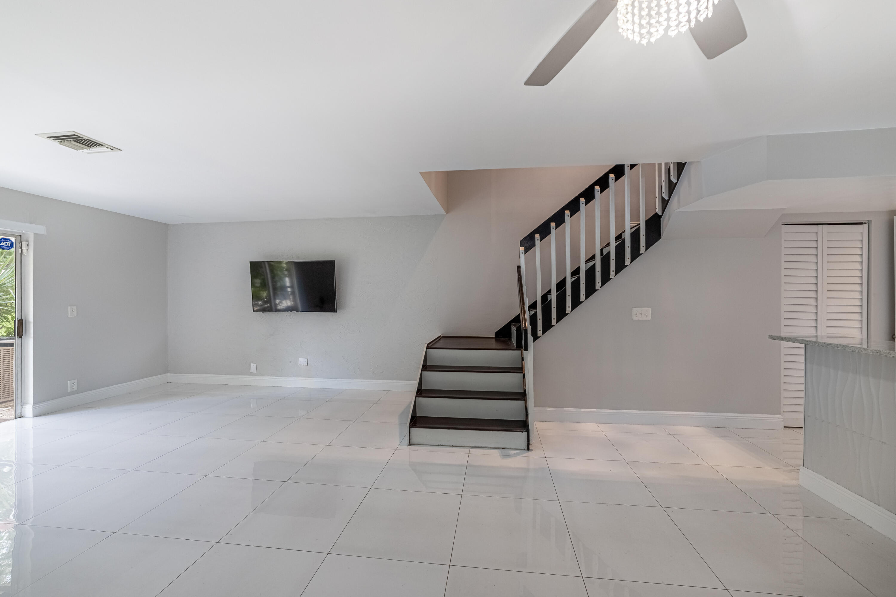 BOCA WALK - Residential Lease