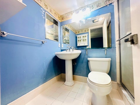 Tiny photo for 3005 Cambridge A, Deerfield Beach, FL 33442 (MLS # B26090419)