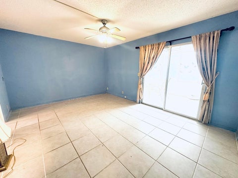 Tiny photo for 3005 Cambridge A, Deerfield Beach, FL 33442 (MLS # B26090419)