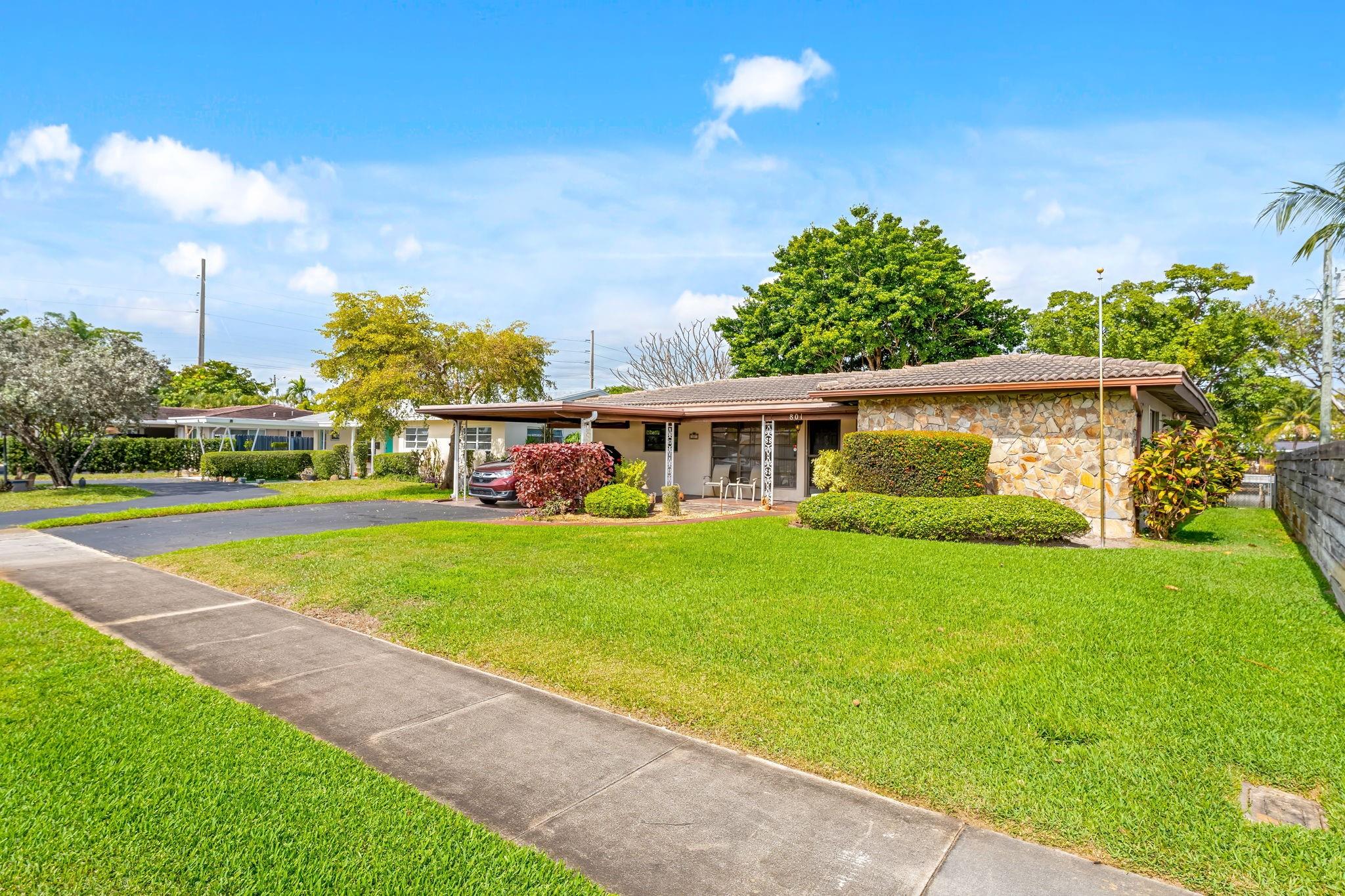 801 NW 30th St
