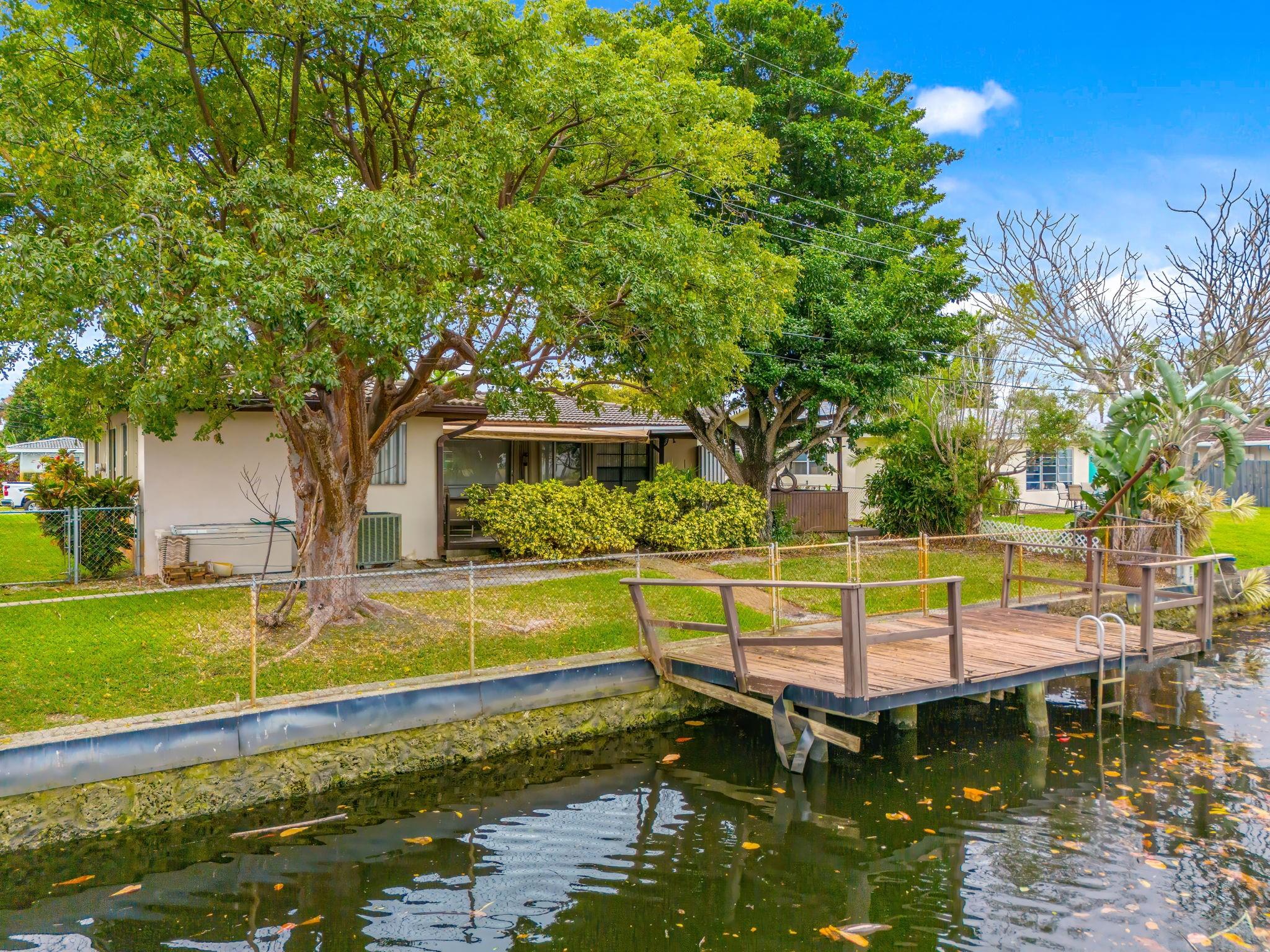801 NW 30th St