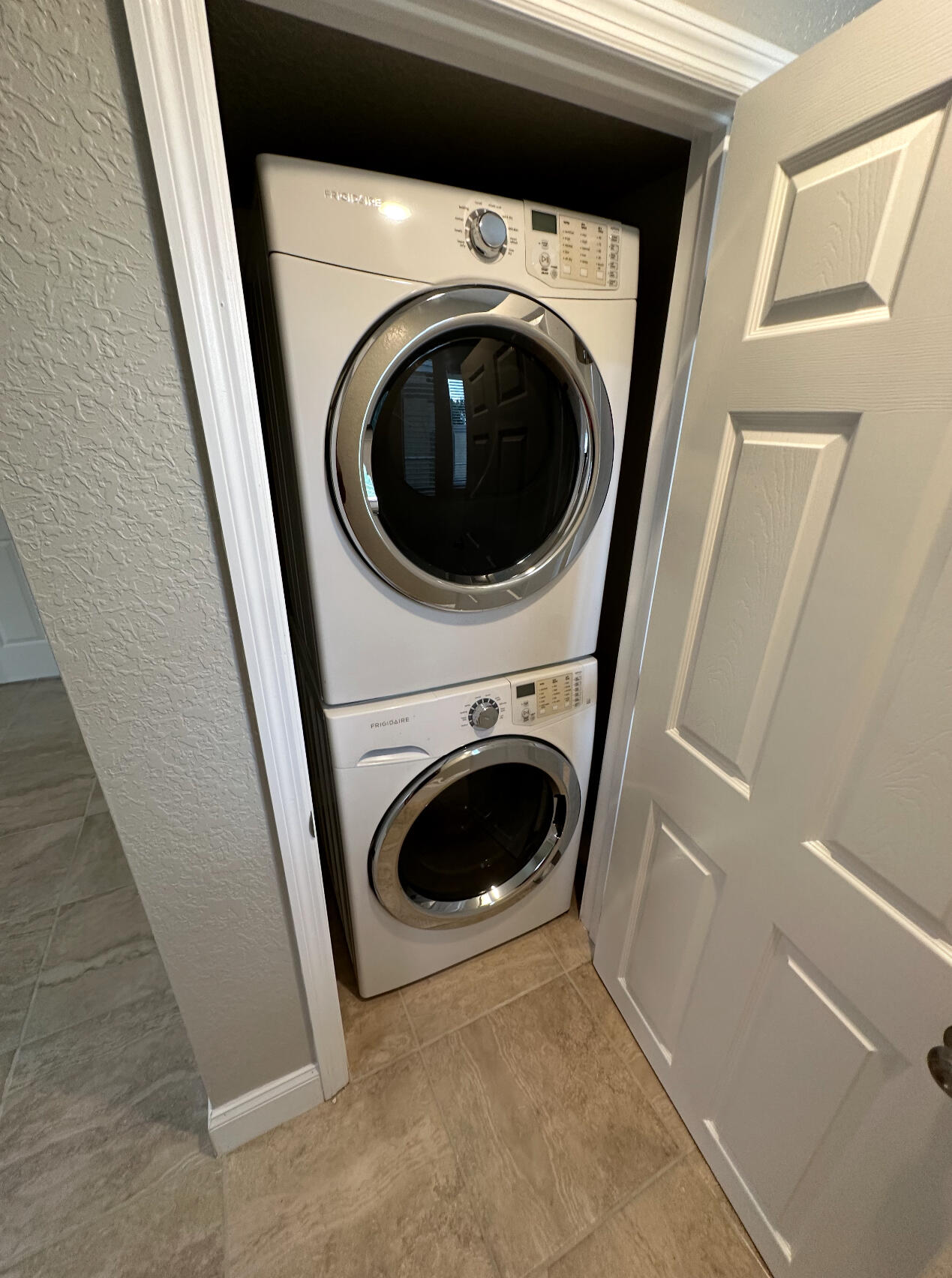 H J KINCY'S SUBDIVISION - Residential