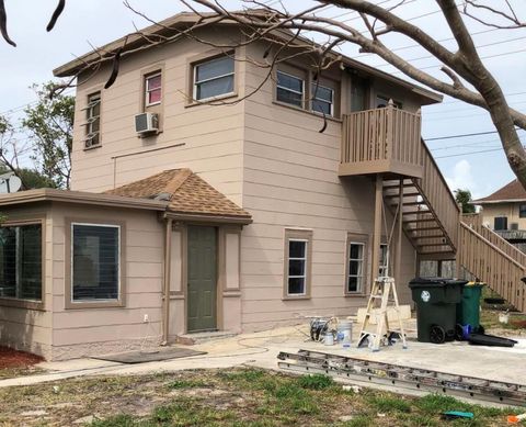 402 N A Street Lake Worth Beach FL 33460