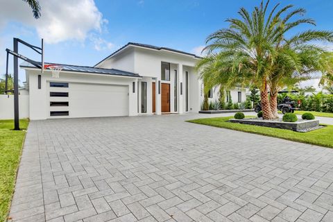 A home in Deerfield Beach