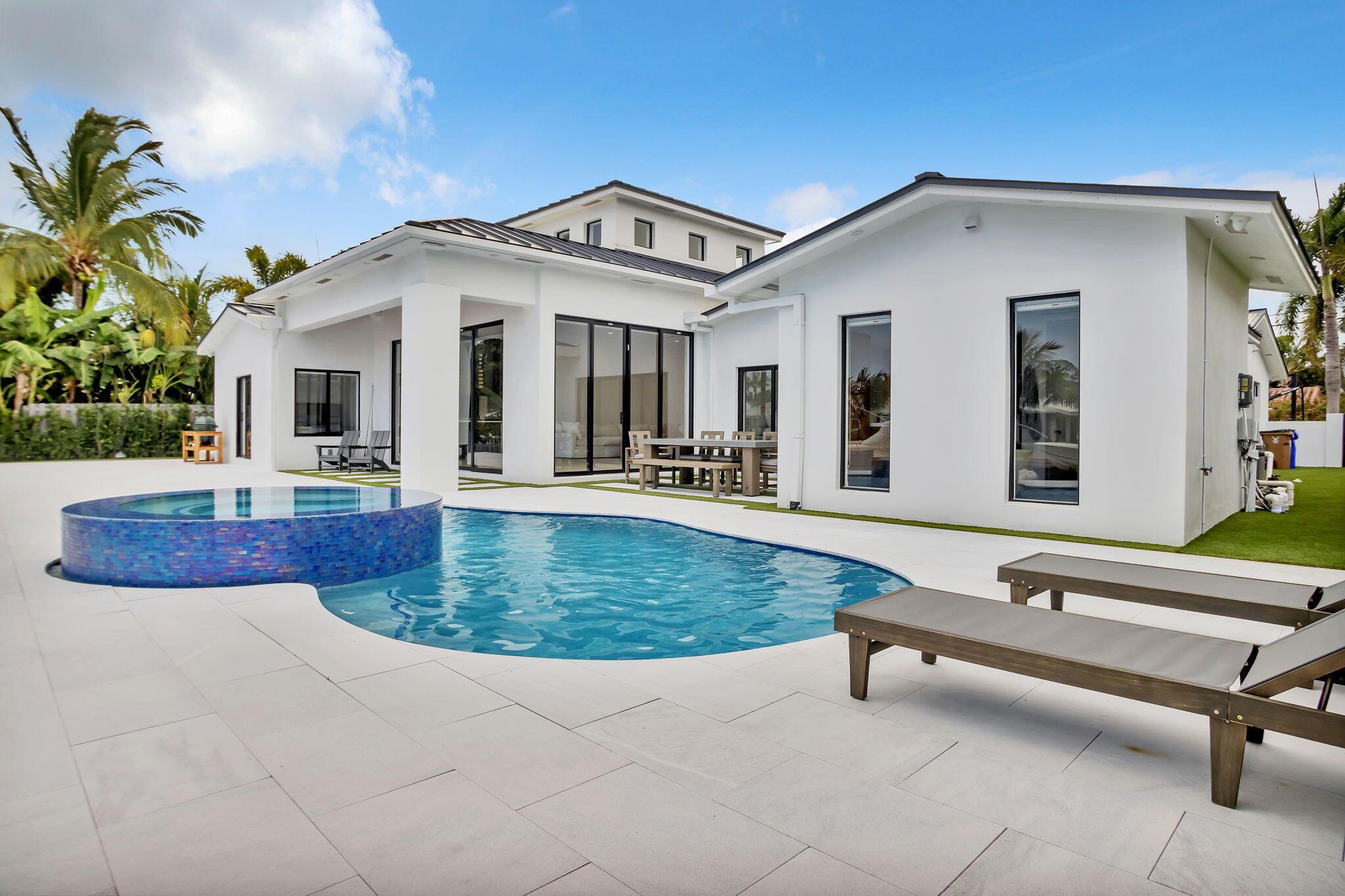 COVE 5TH SEC - Residential