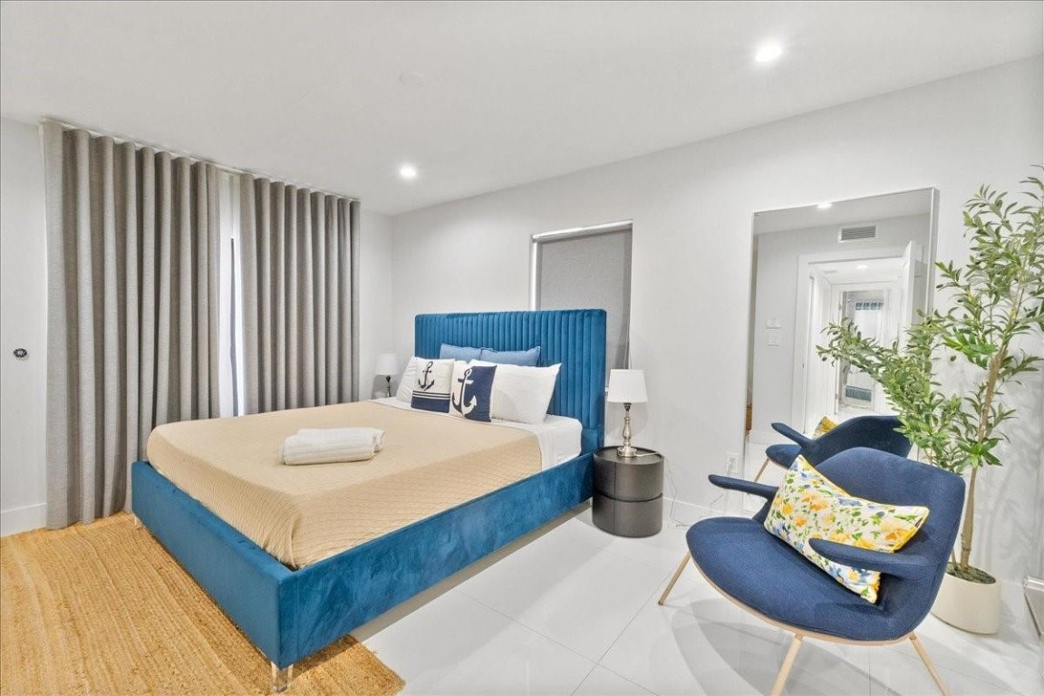 HOLLYWOOD BEACH SECOND AD - Residential