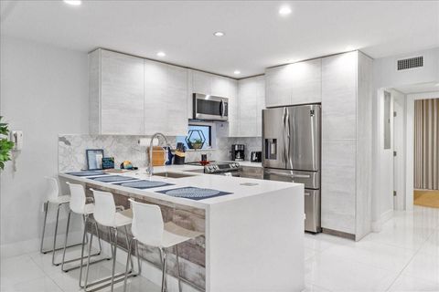 LOW HOA FEE CONDOS FOR SALE IN PALM BEACH COUNTY 2911 N Ocean Dr Hollywood FL 33019