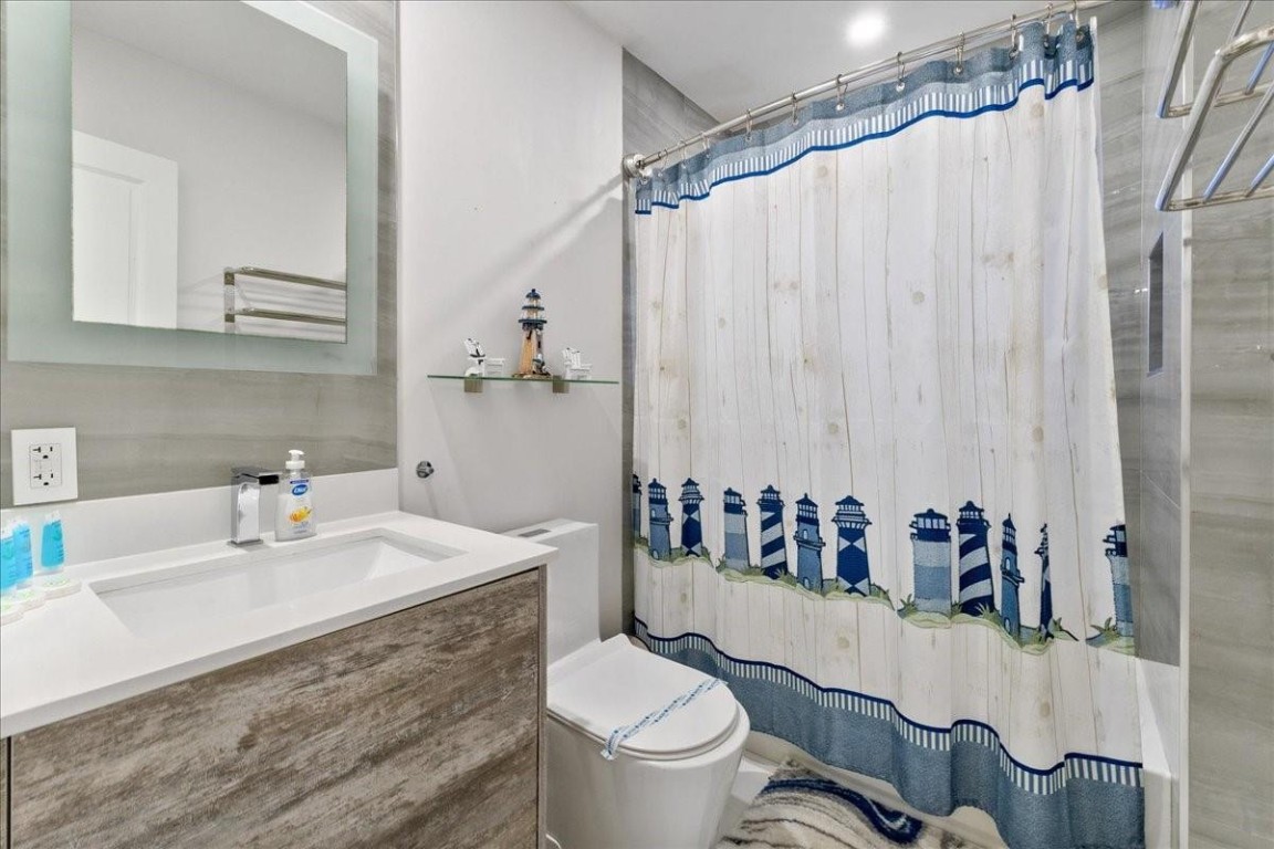 HOLLYWOOD BEACH SECOND AD - Residential