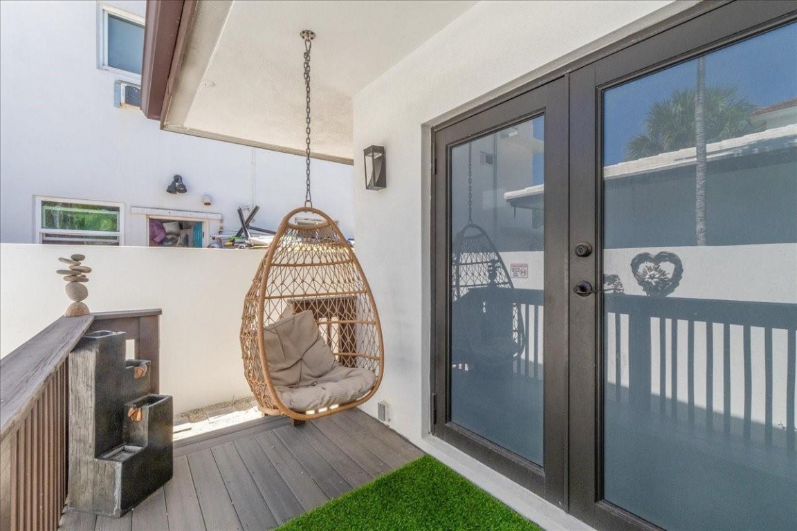 HOLLYWOOD BEACH SECOND AD - Residential